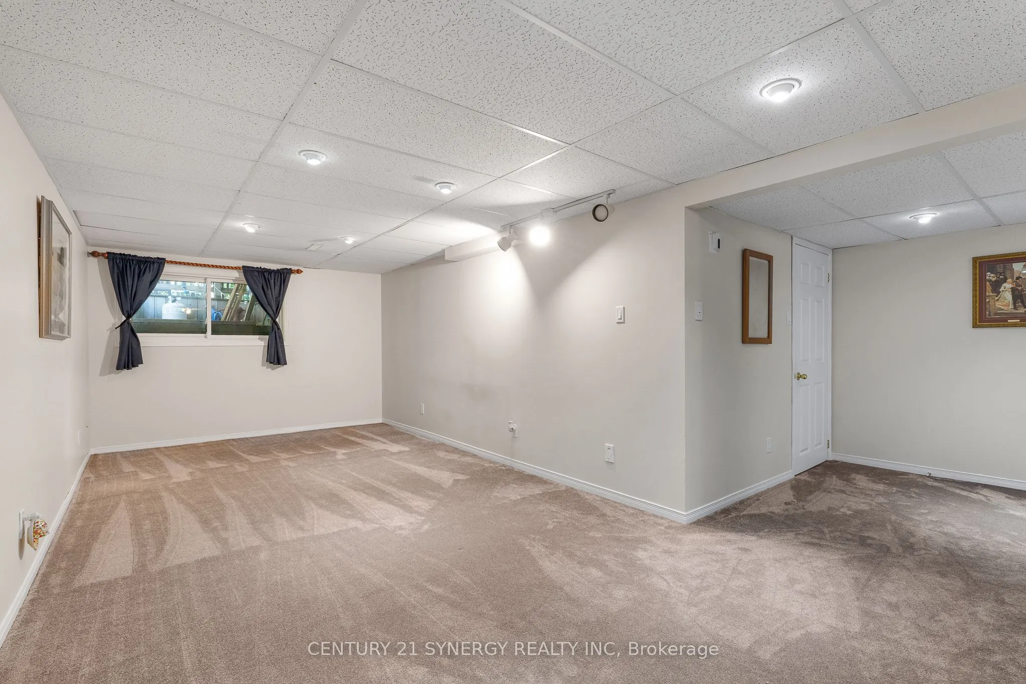 32 Innesbrook Court #16