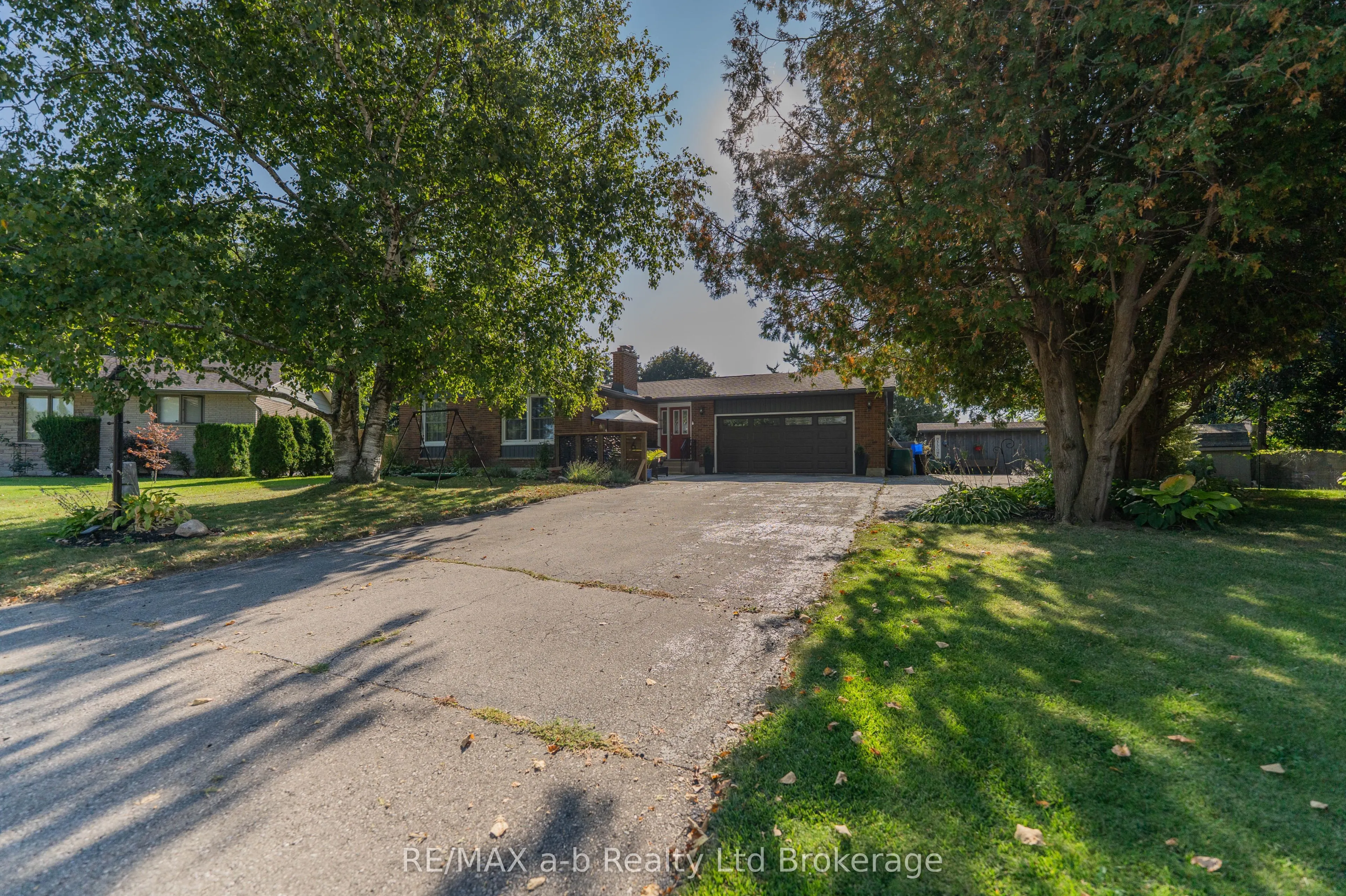6 Camdon Court