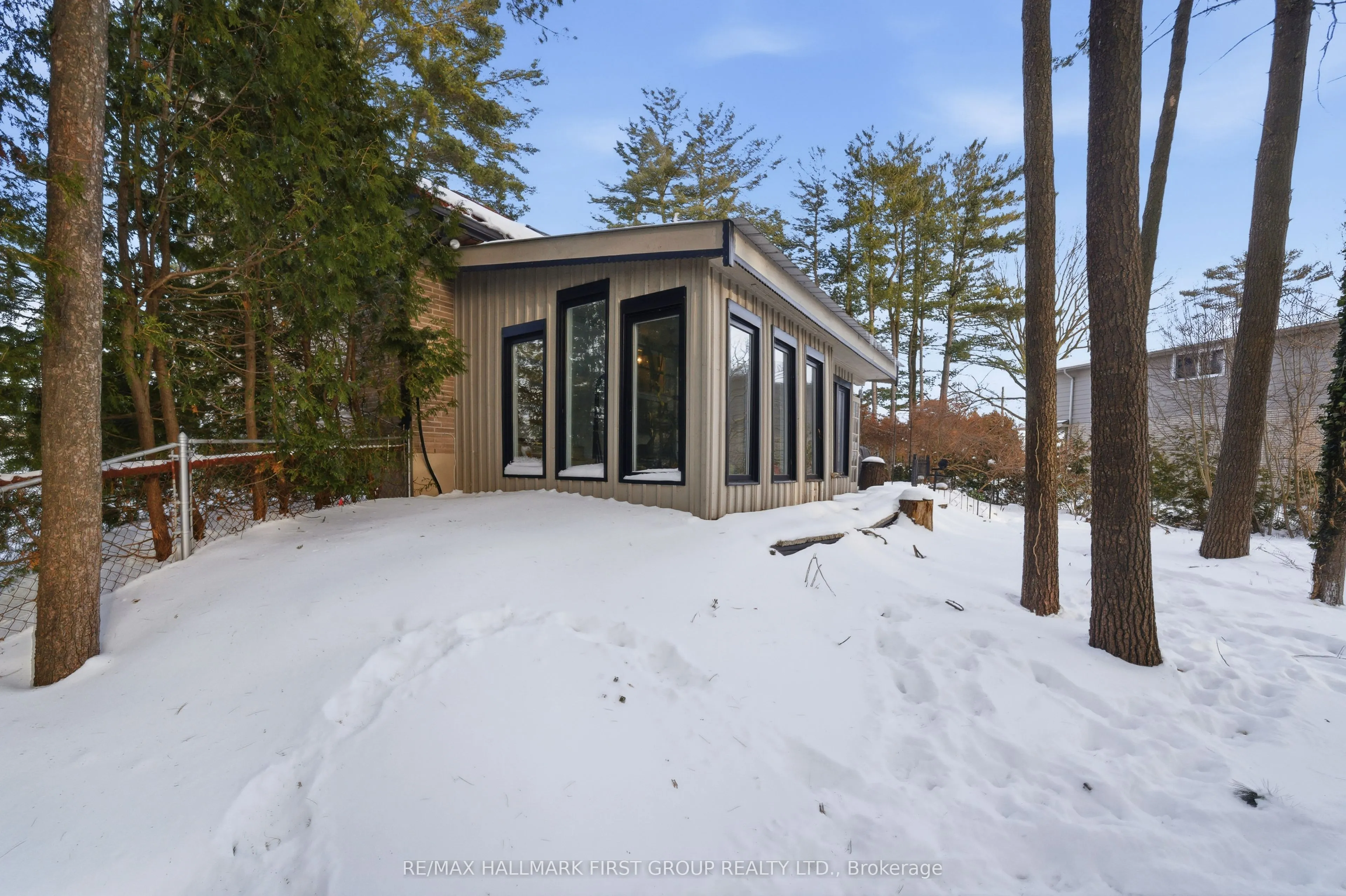 41 Freeman Drive