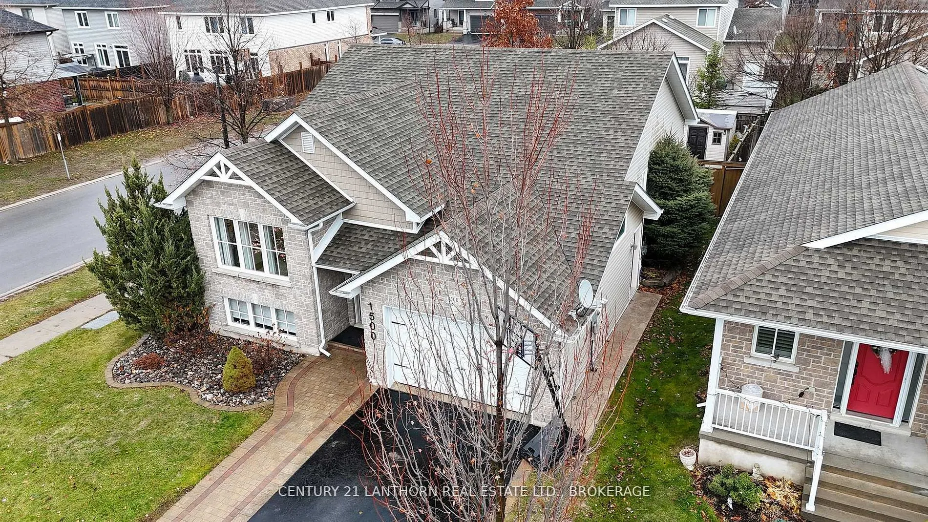 1500 Crimson Crescent