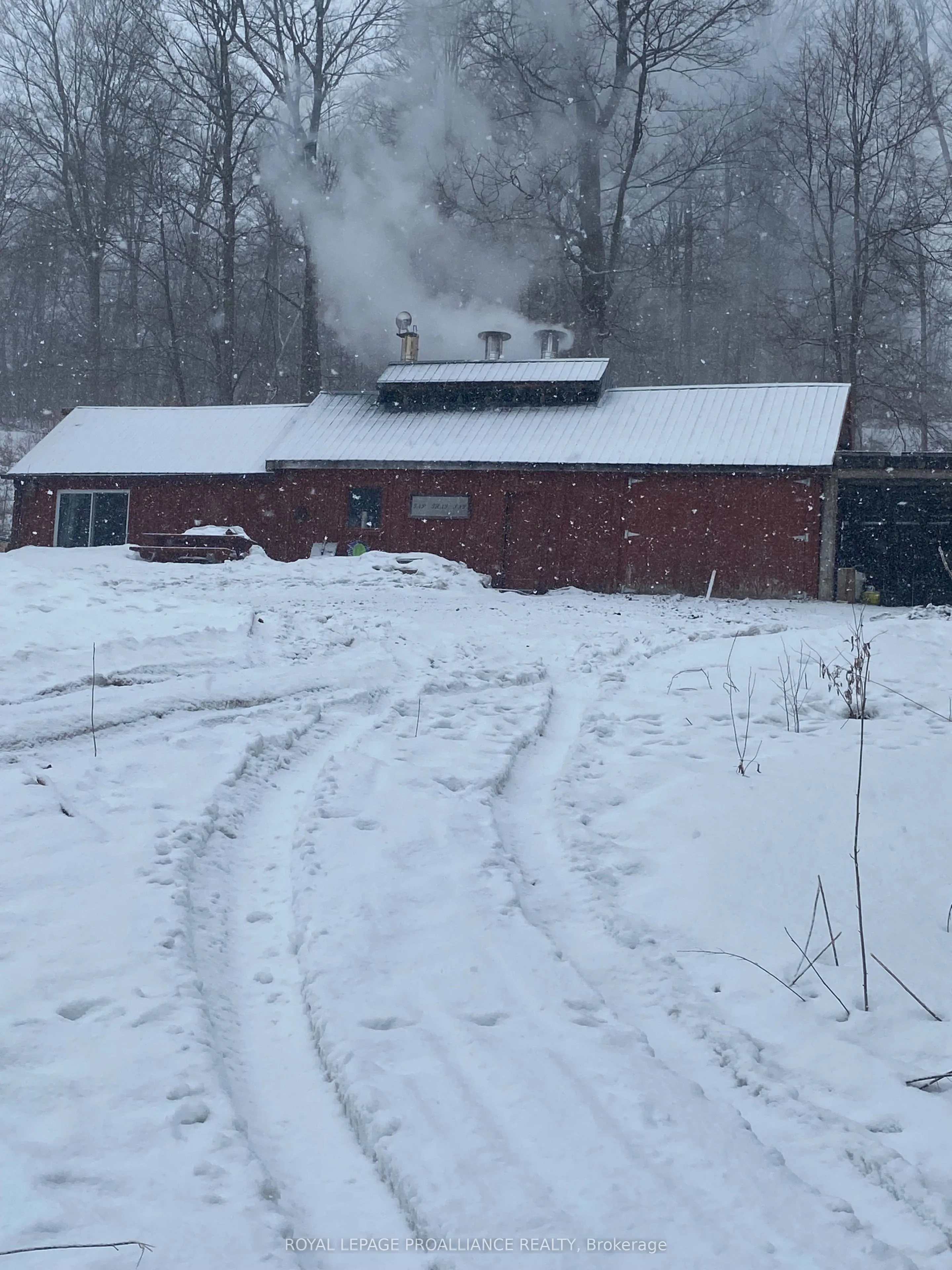 PT LT 23 & 24 County Road 24