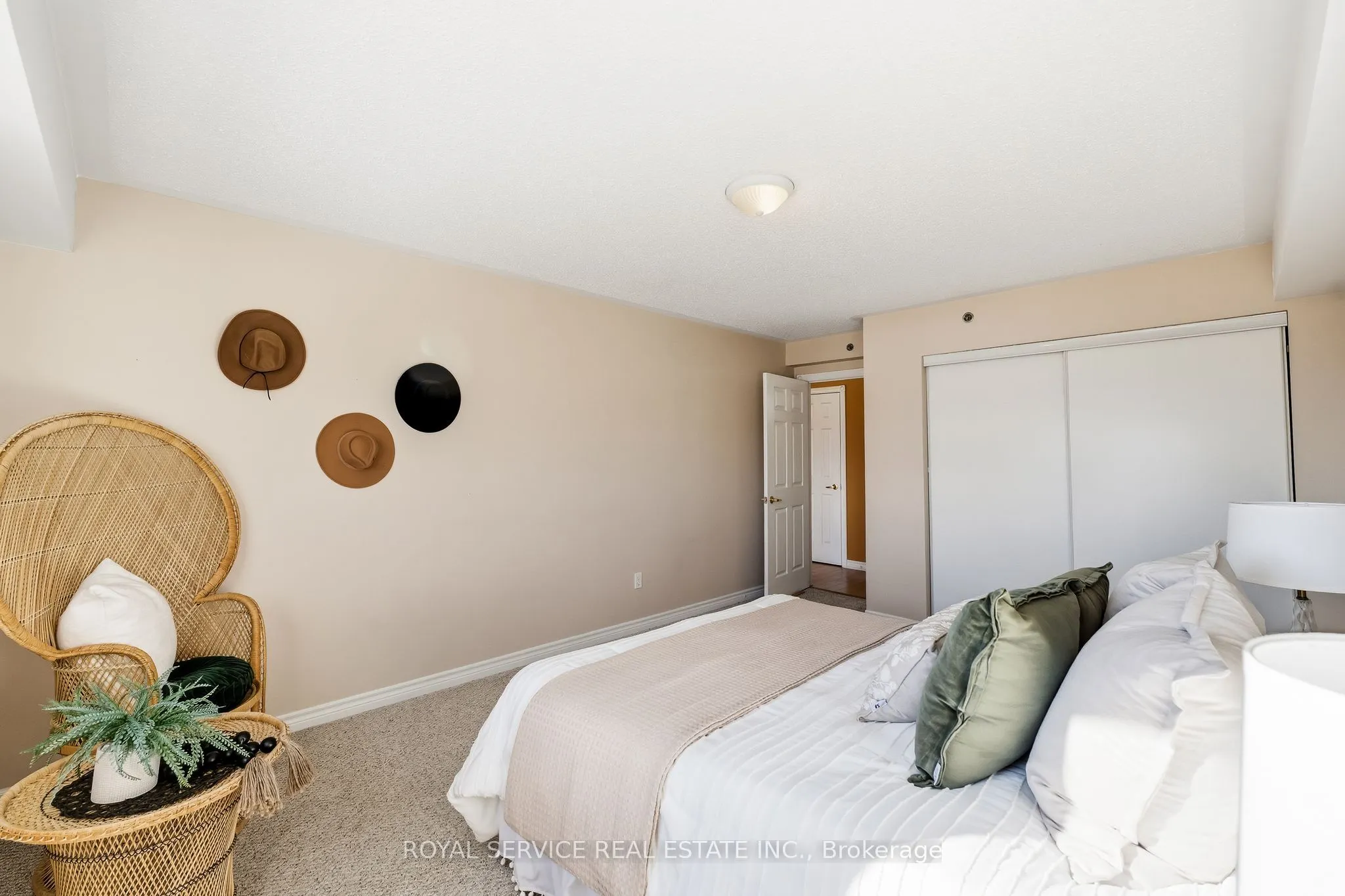 841 Battell Street #304