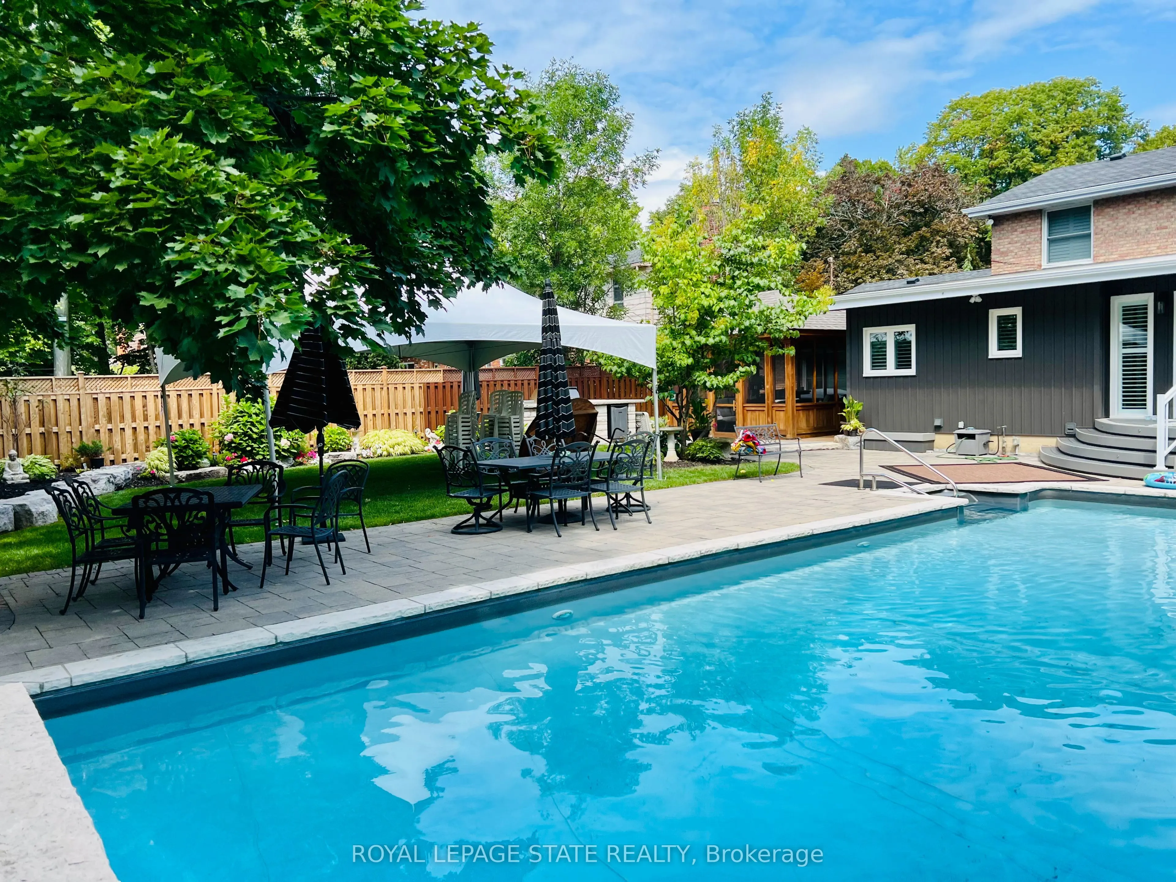 29 Woodside Drive
