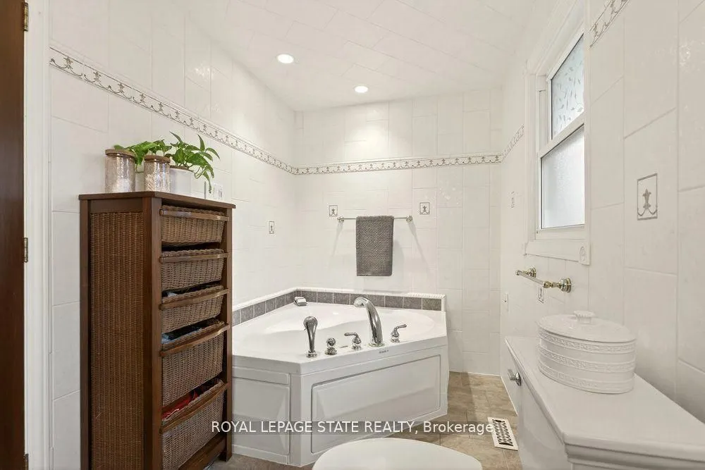 29 Woodside Drive