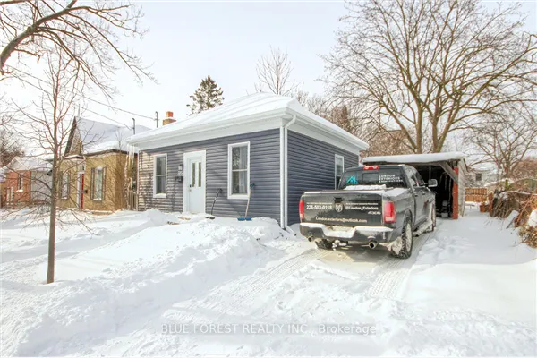 585 Elizabeth Street