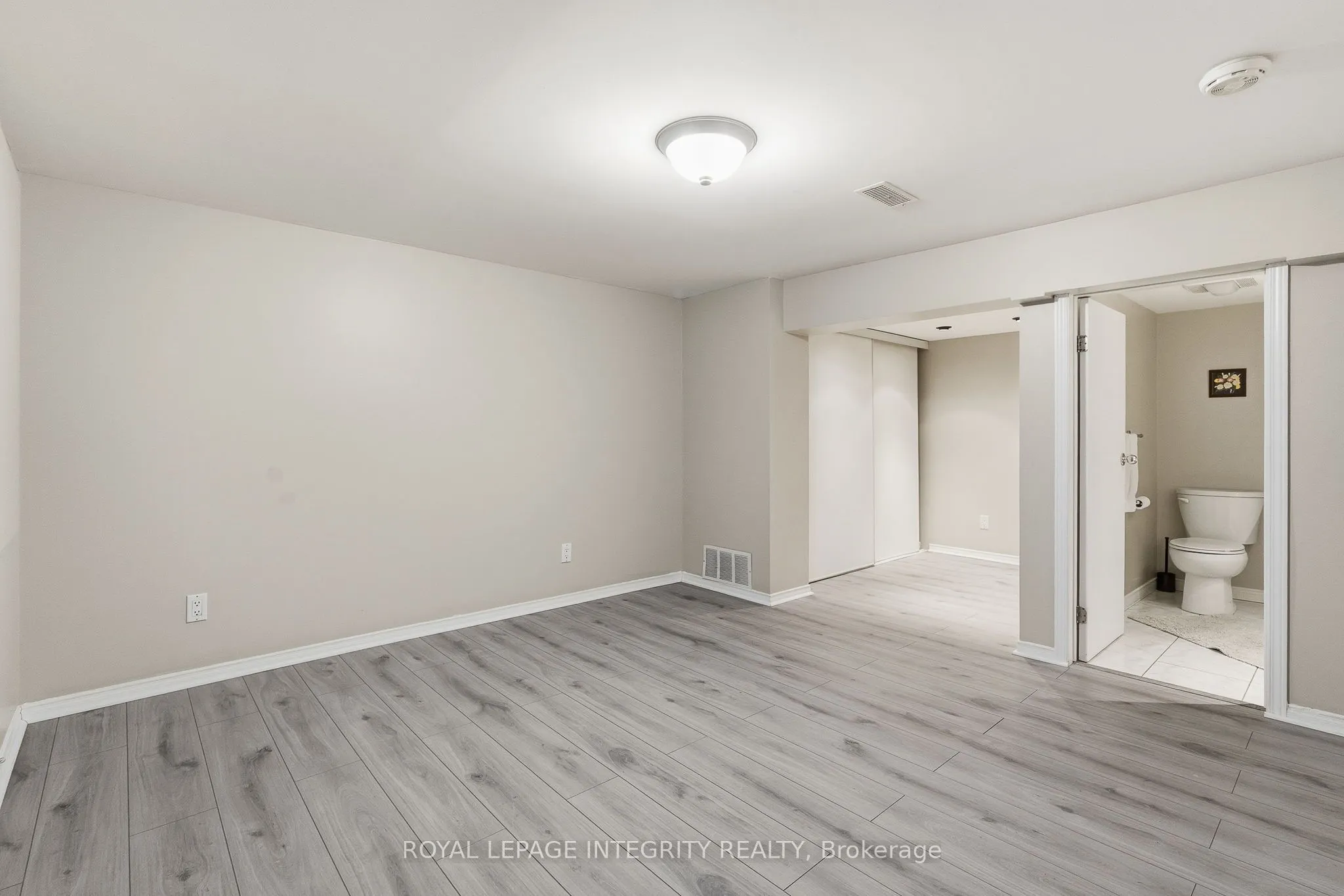 2104 Sandy Oaks Drive