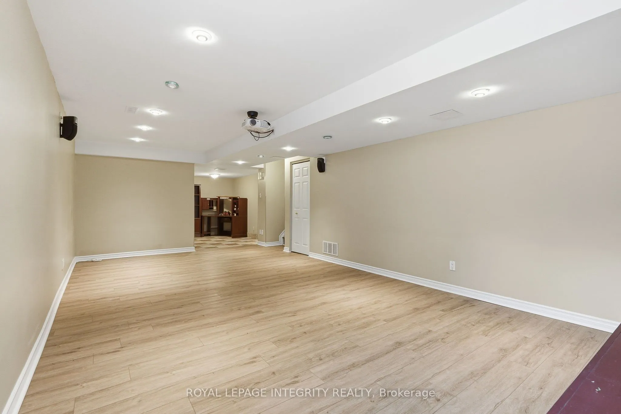 2104 Sandy Oaks Drive