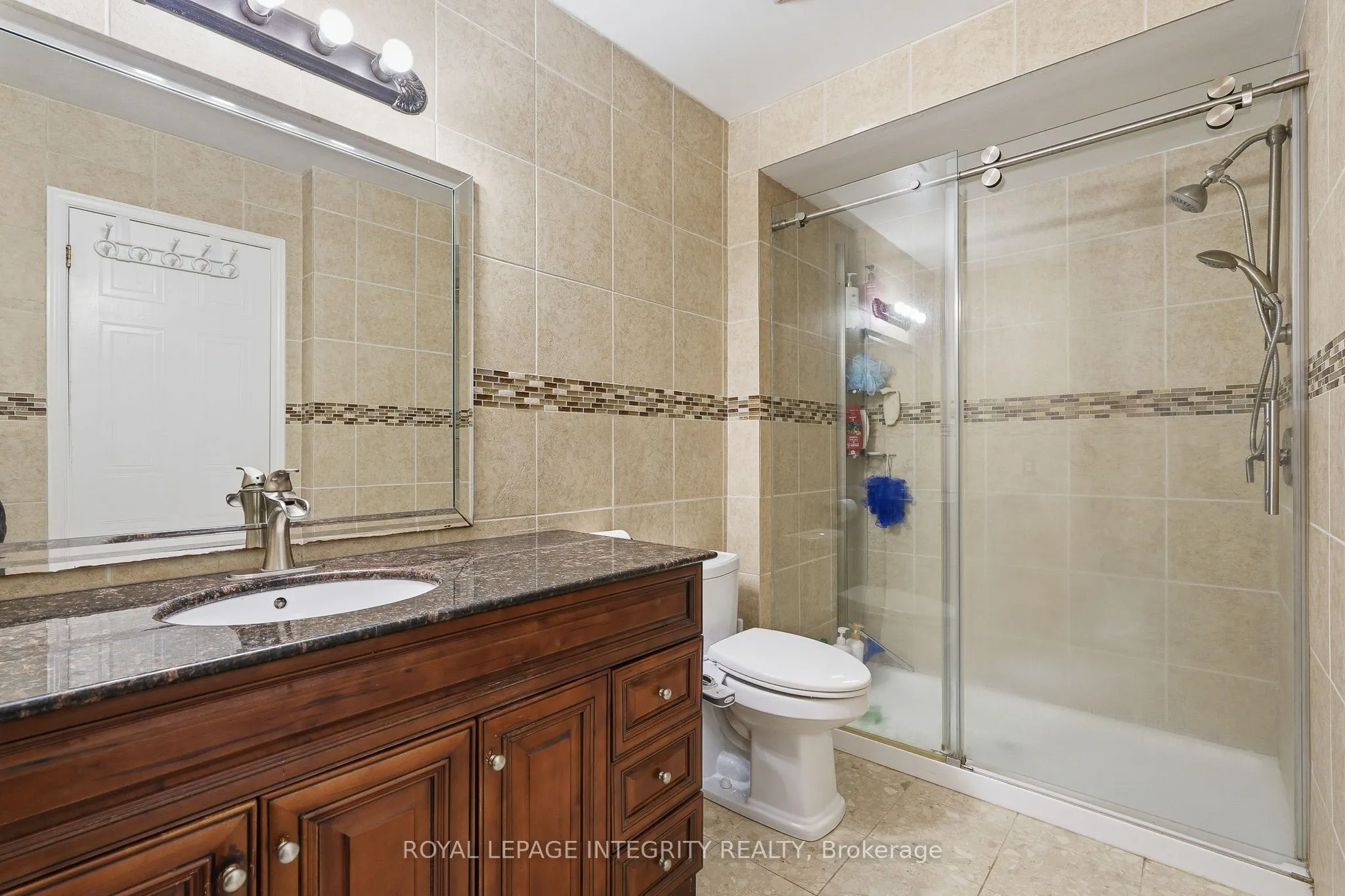 2104 Sandy Oaks Drive