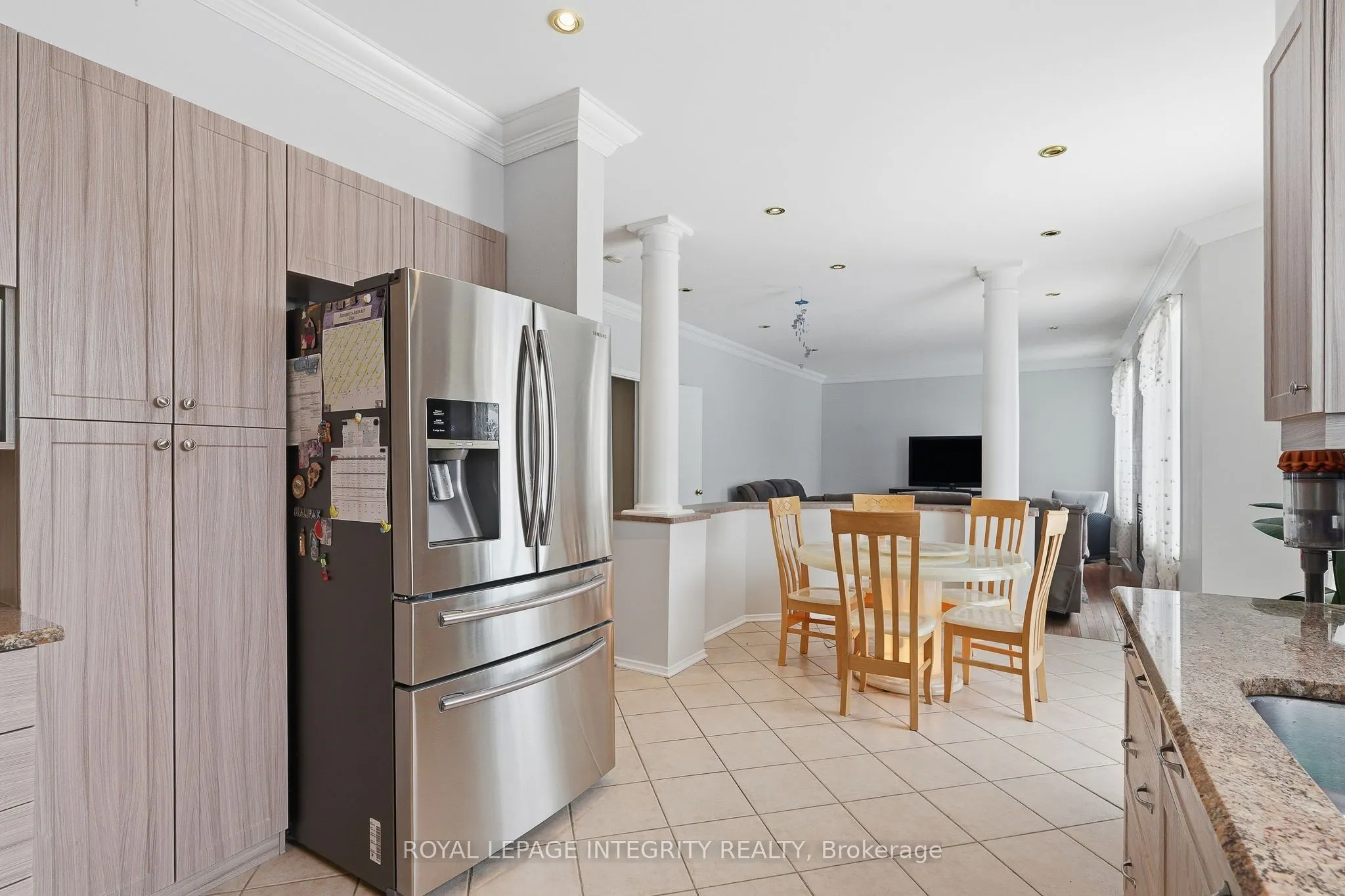 2104 Sandy Oaks Drive