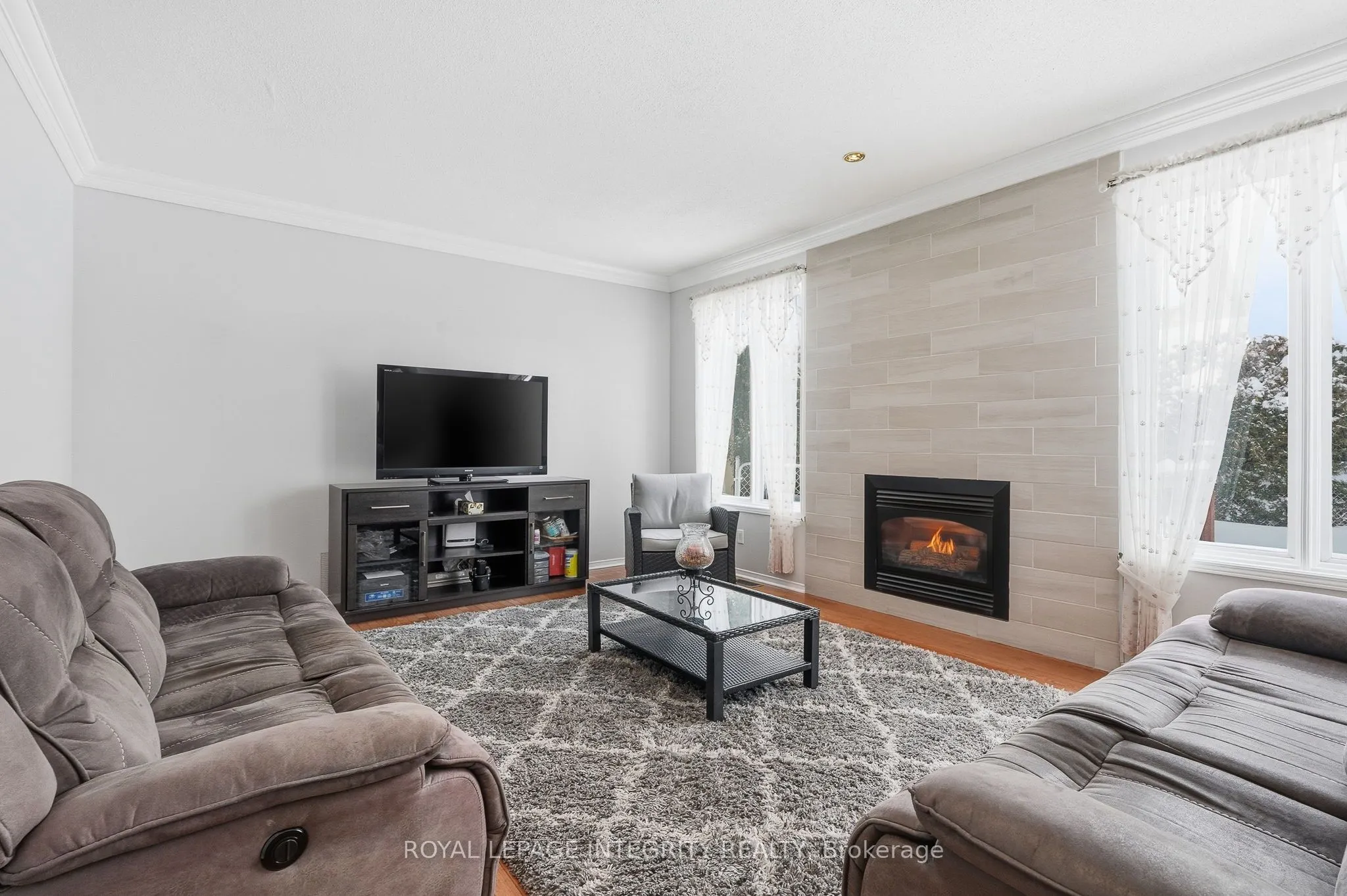 2104 Sandy Oaks Drive