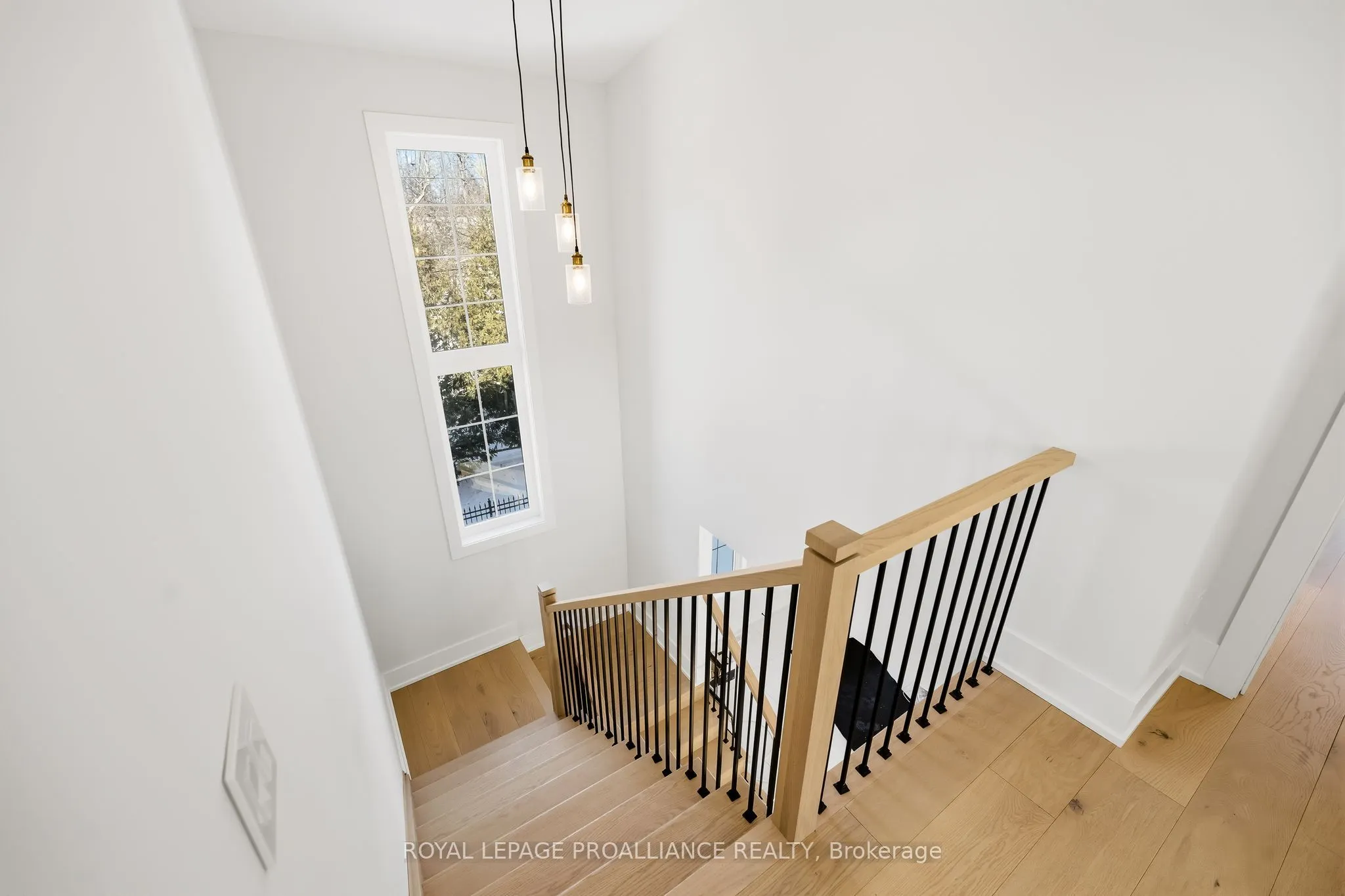 213 Suzanne Mess Boulevard