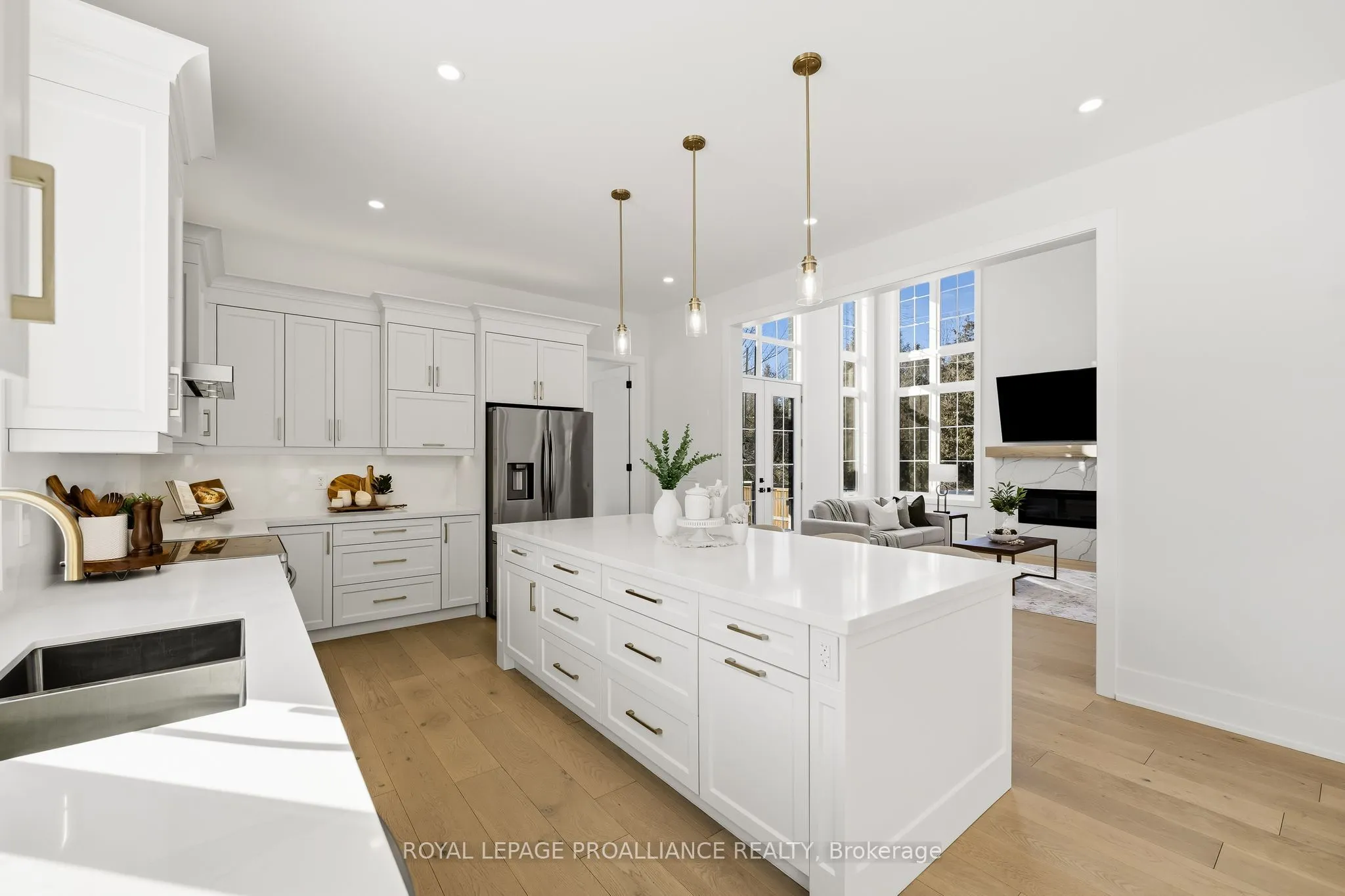 213 Suzanne Mess Boulevard