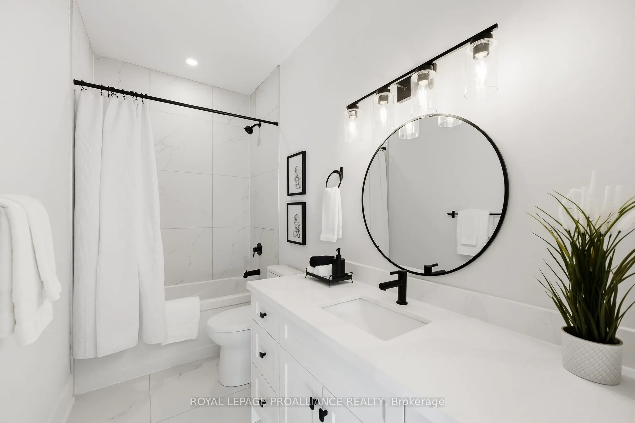 213 Suzanne Mess Boulevard