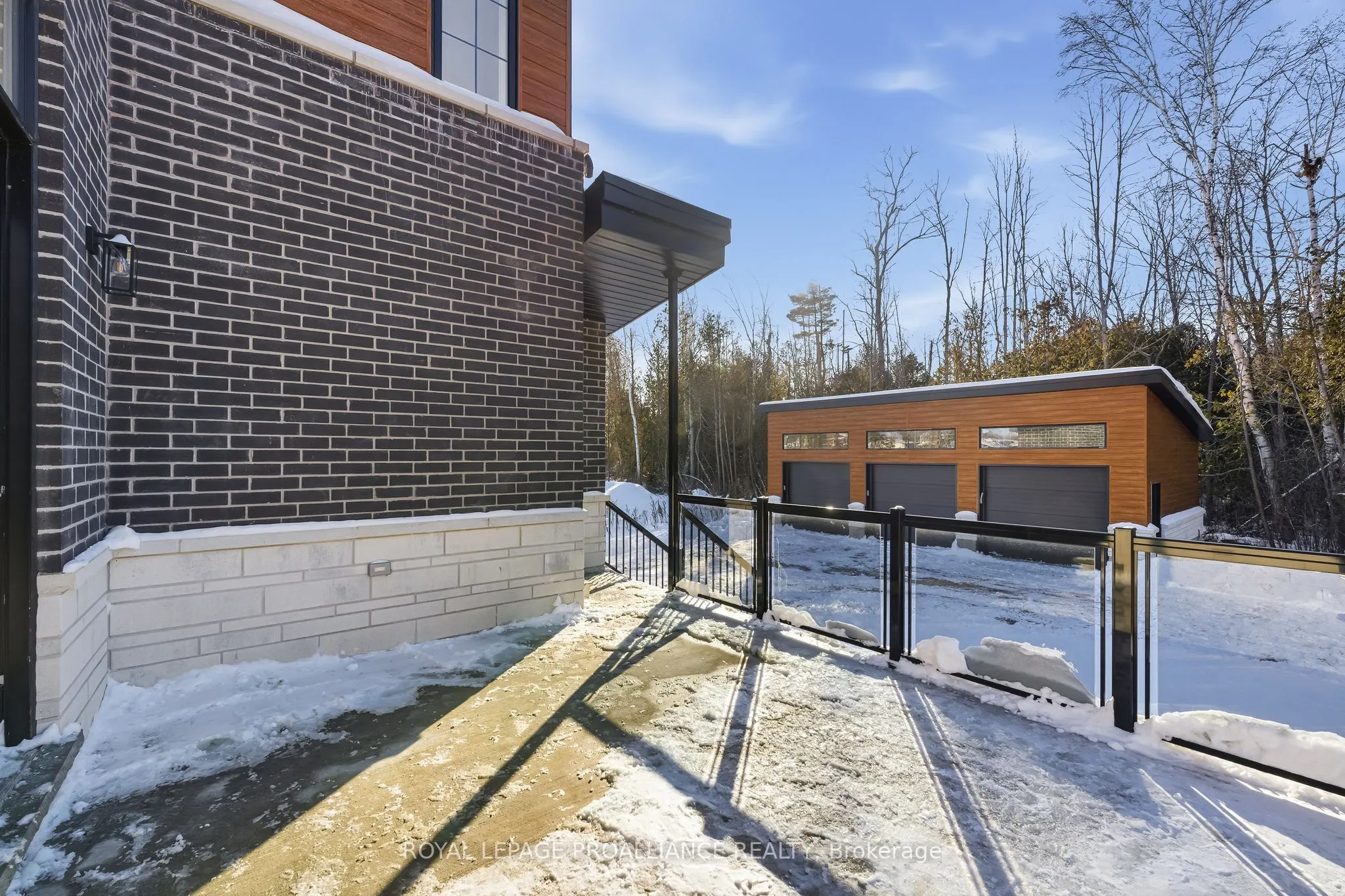 213 Suzanne Mess Boulevard