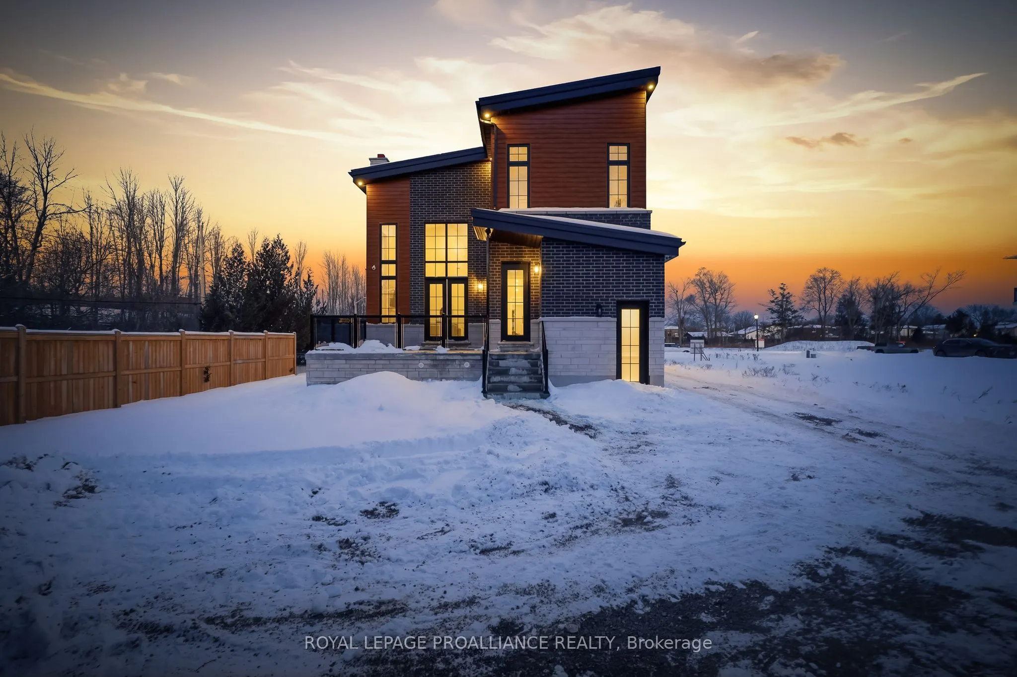 213 Suzanne Mess Boulevard