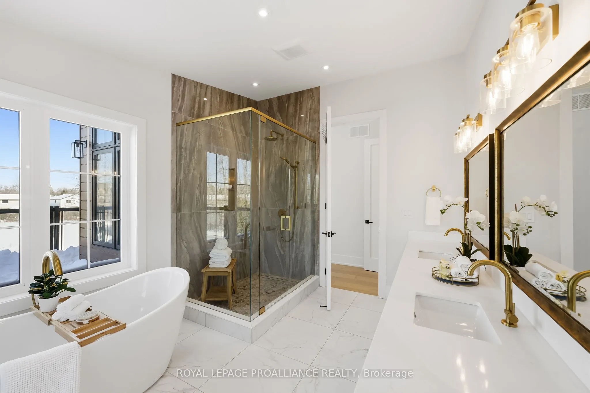 213 Suzanne Mess Boulevard