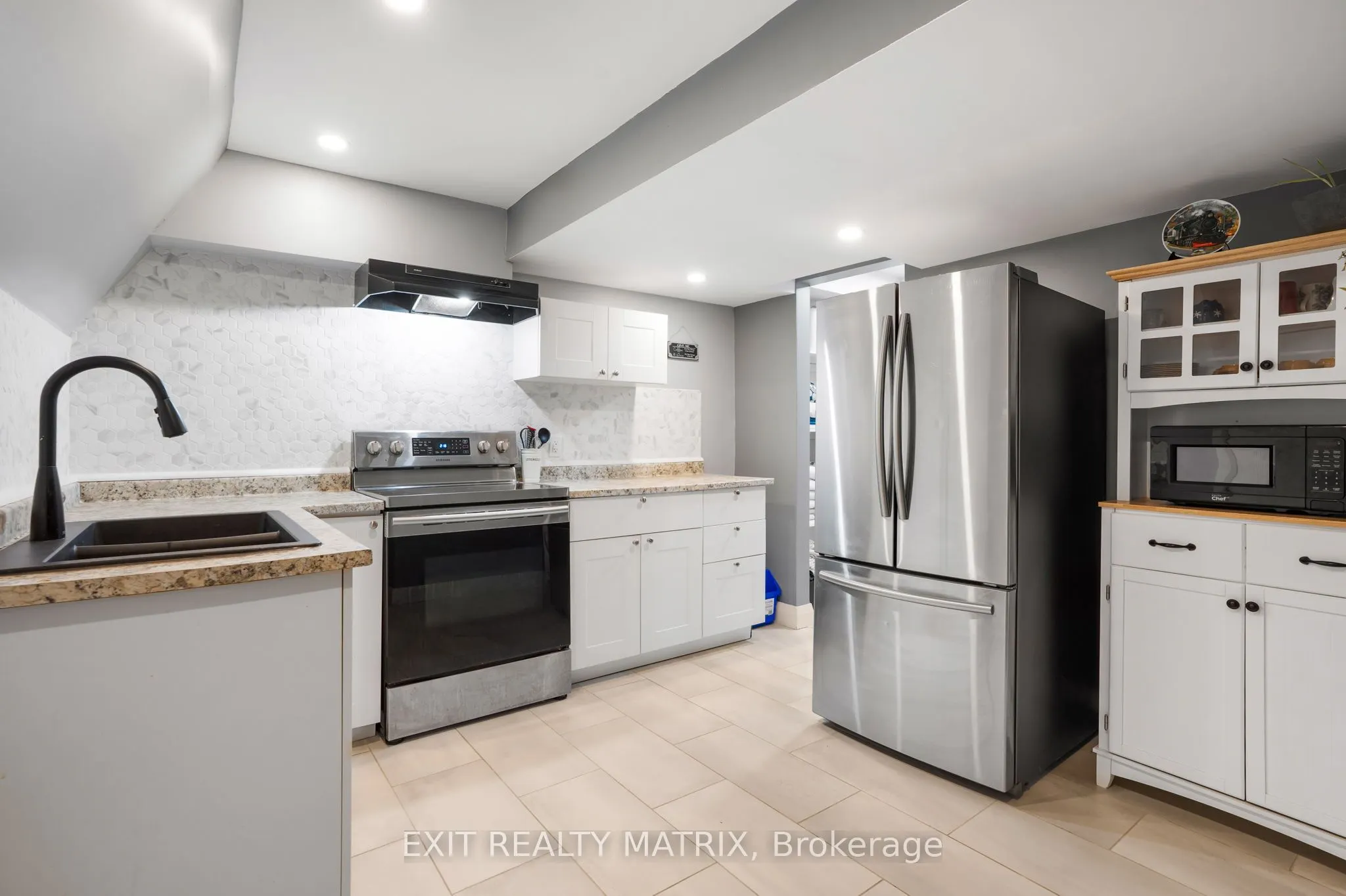 1322 Du Gouverneur Drive