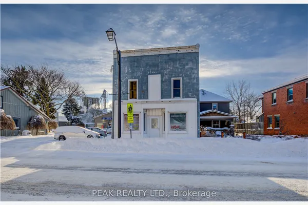 41-43 Woodstock Street S