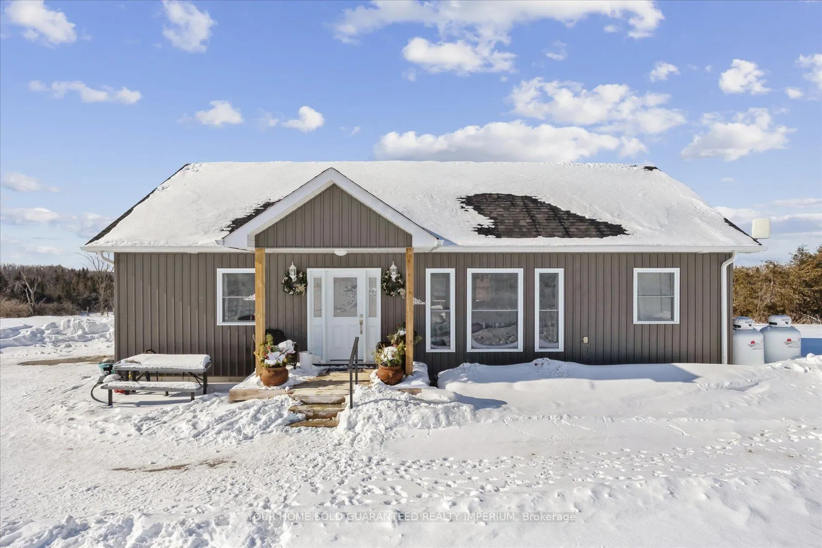 217 Fairbairn Road
