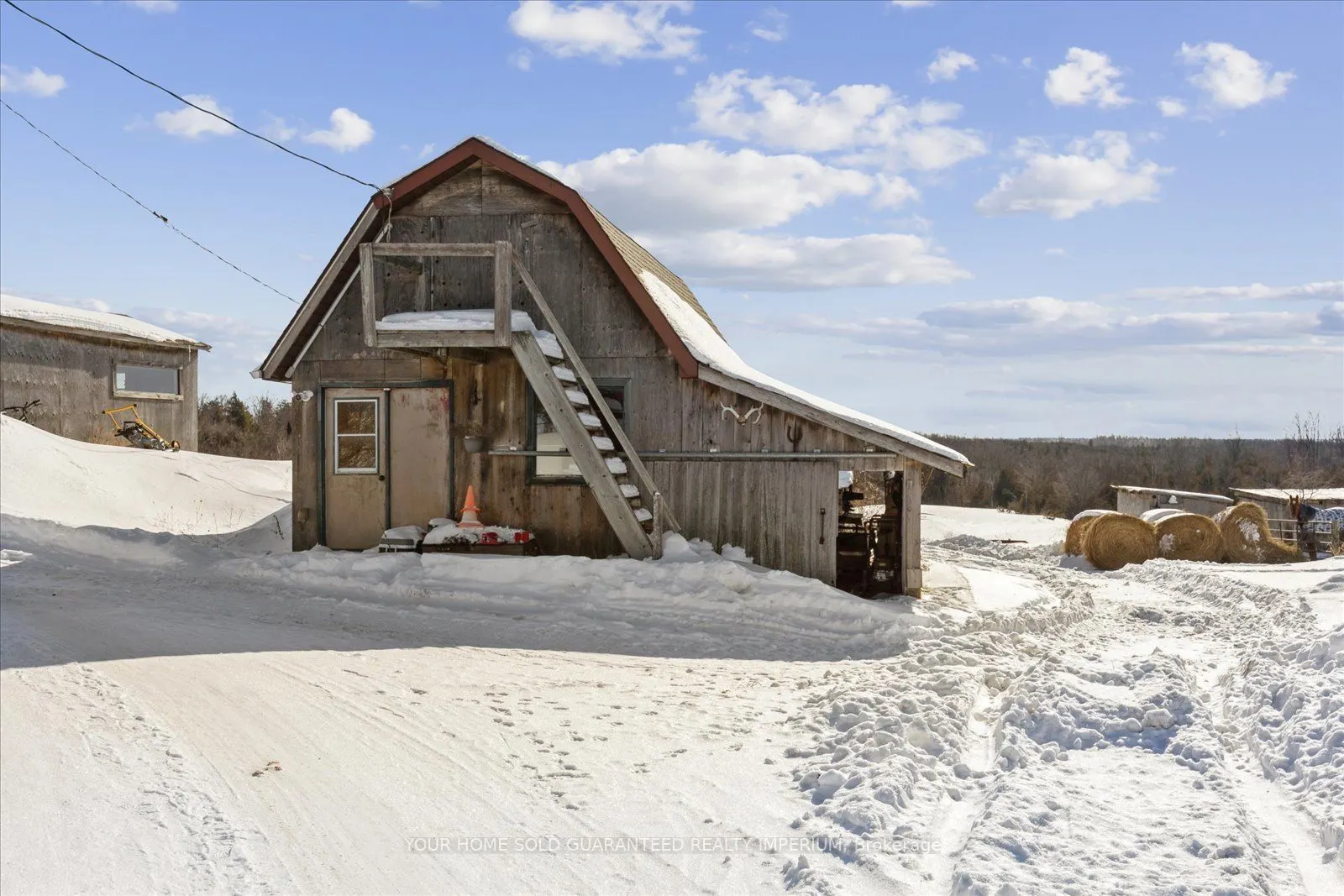217 Fairbairn Road