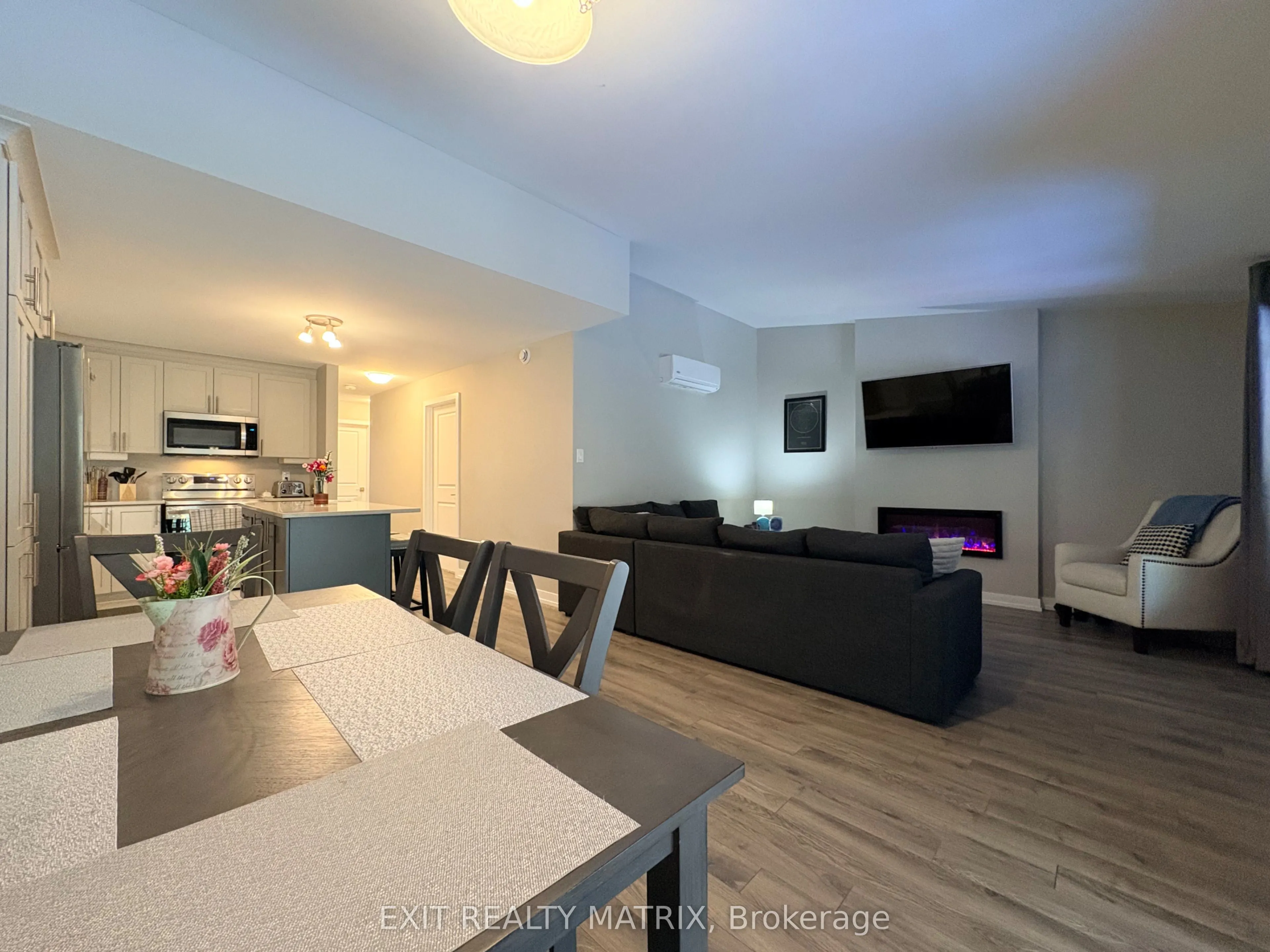 83 St Moritz Trail #207
