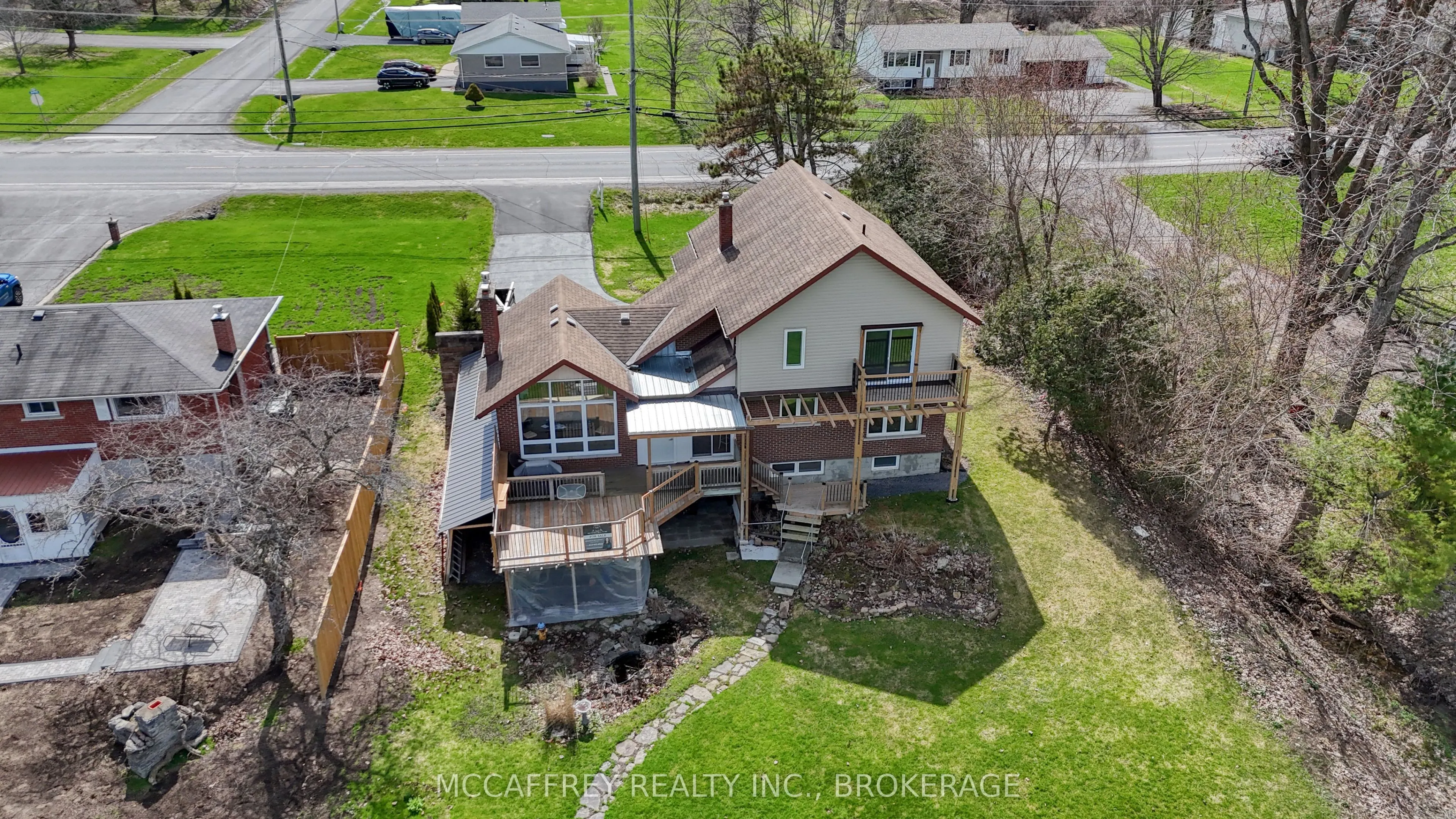 79 River Road