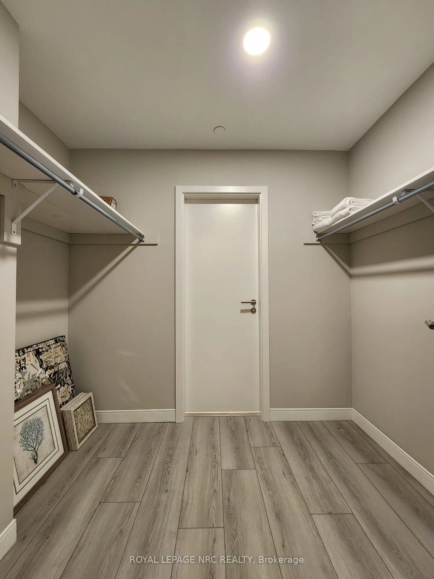 118 West Street #204