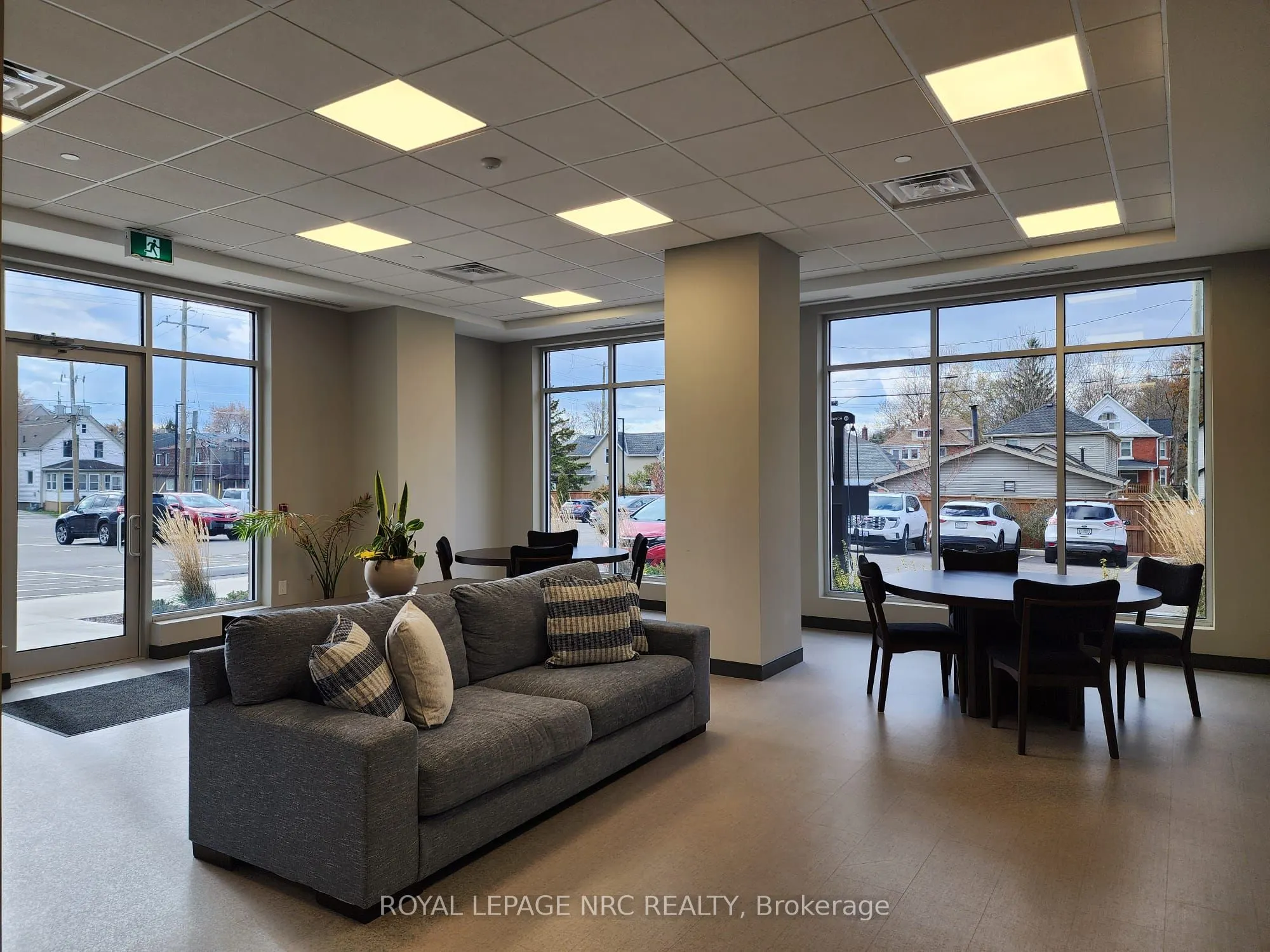 118 West Street #204