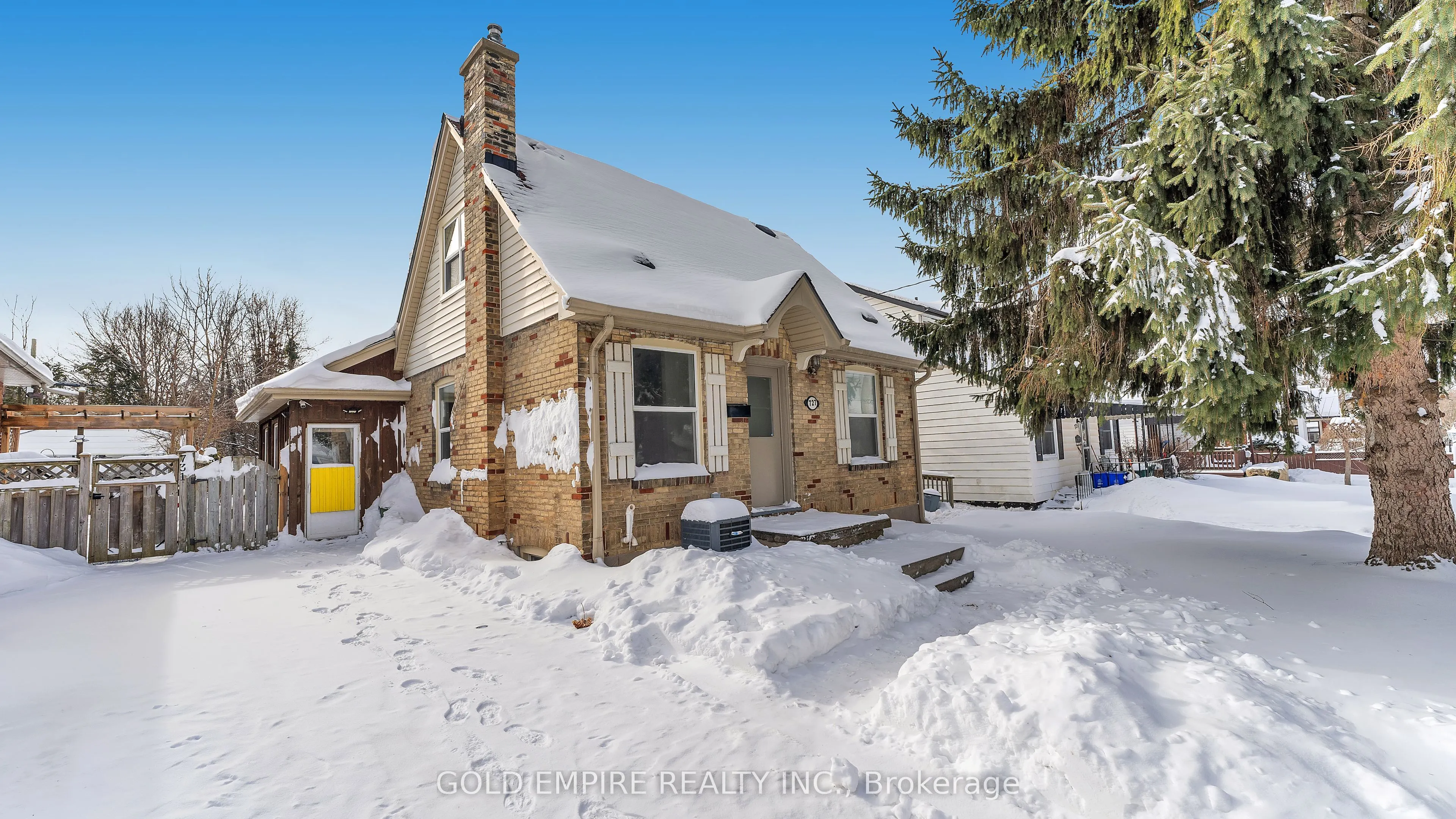 727 Whetter Avenue