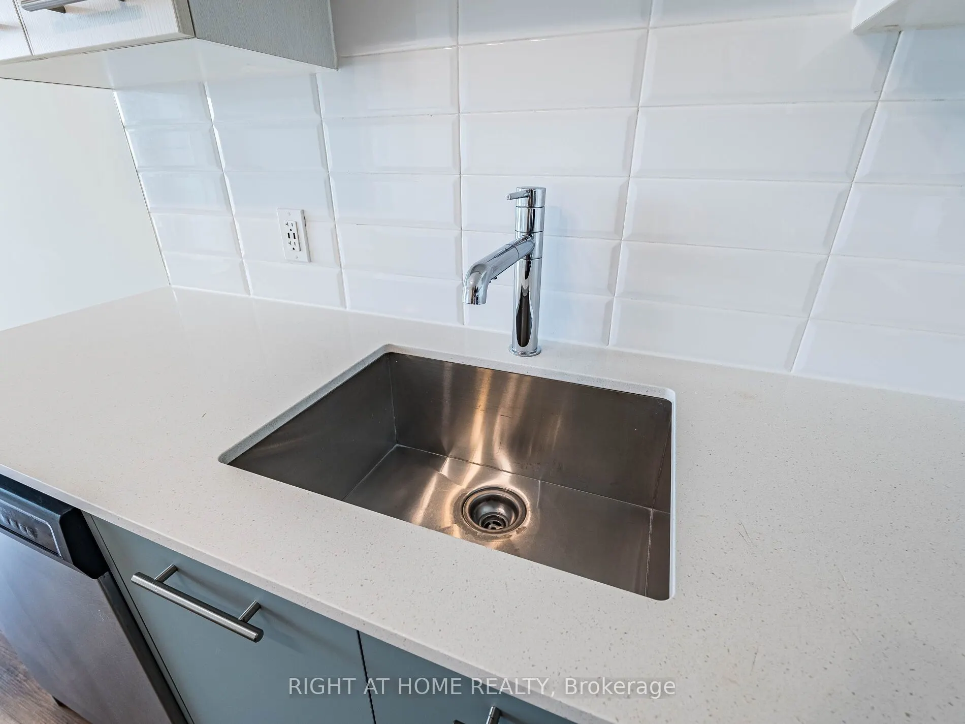 385 Winston Road #804