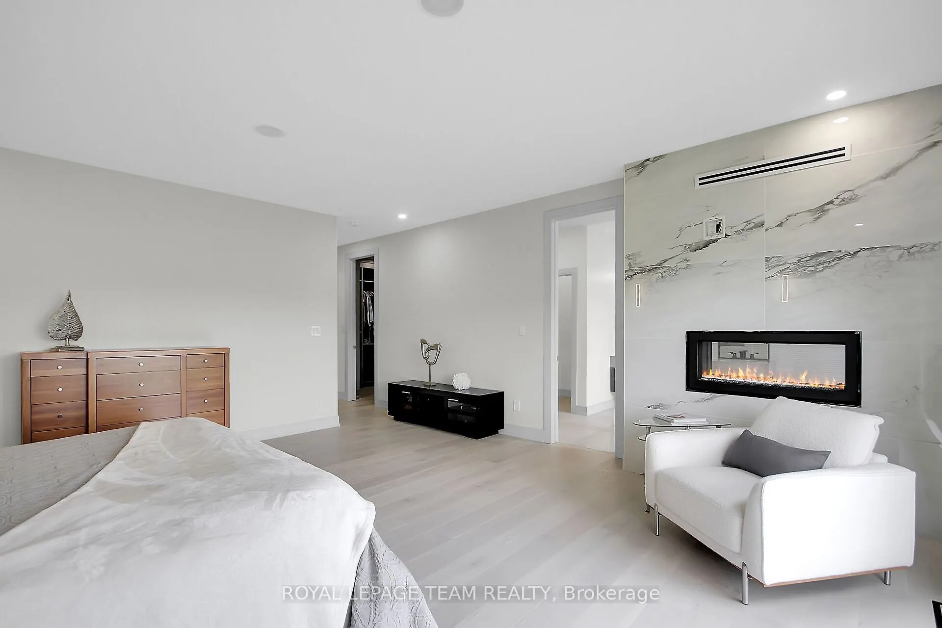 6865 Pebble Trail Way