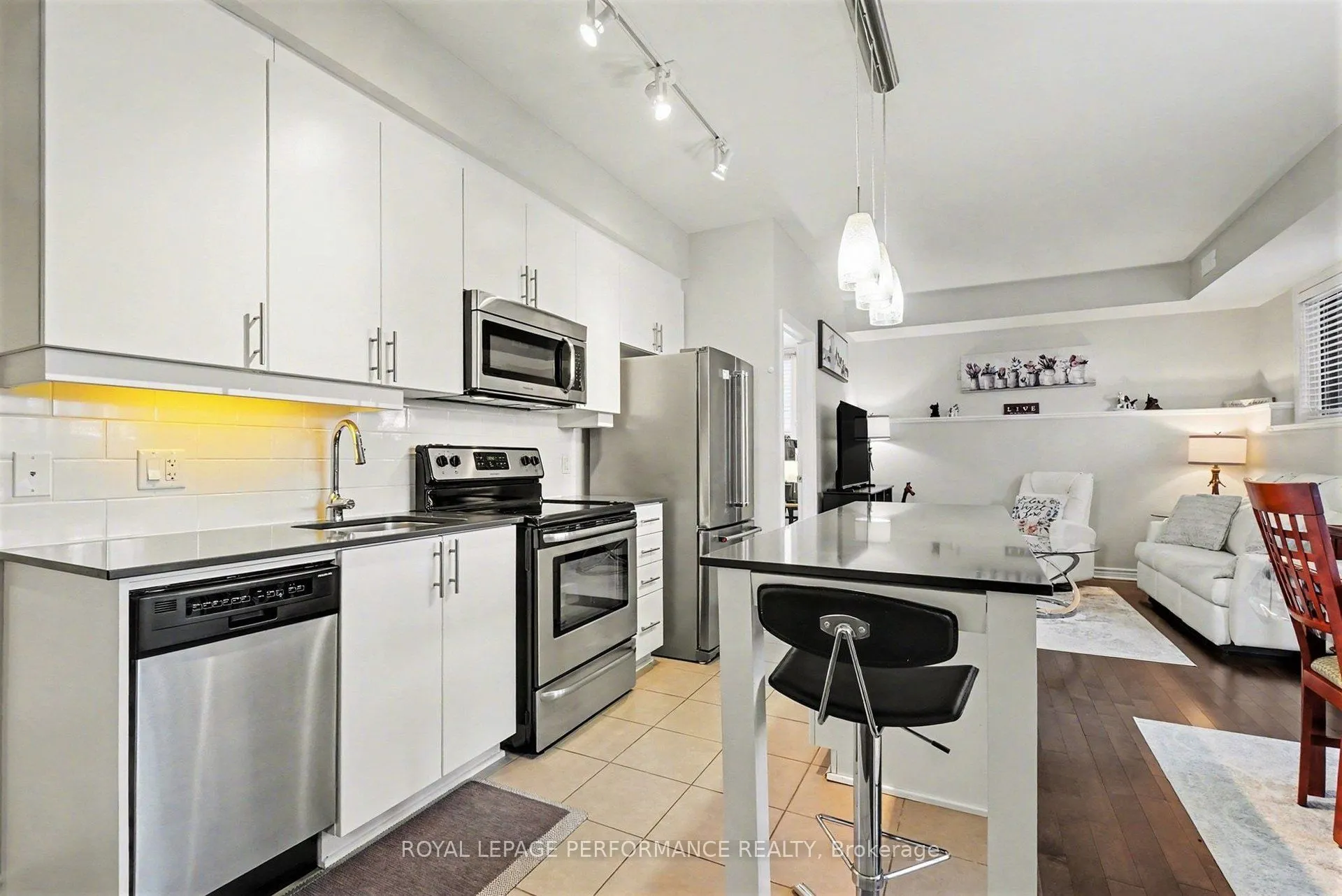 655 Beauparc Private #101