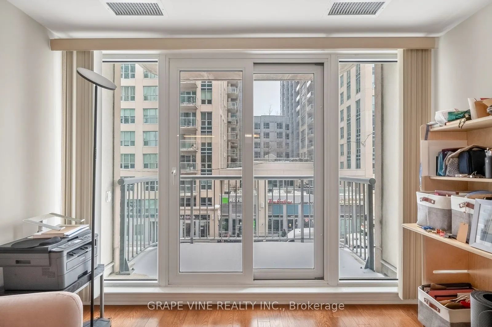 234 Rideau Street #304
