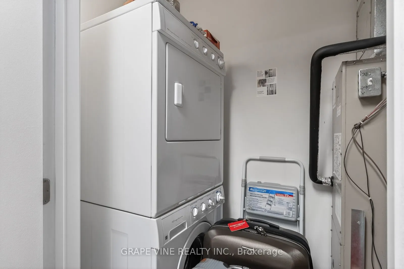 234 Rideau Street #304