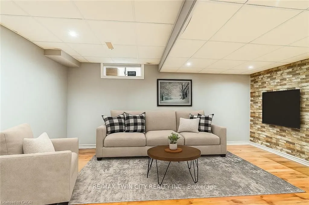 120 Dudhope Avenue #20
