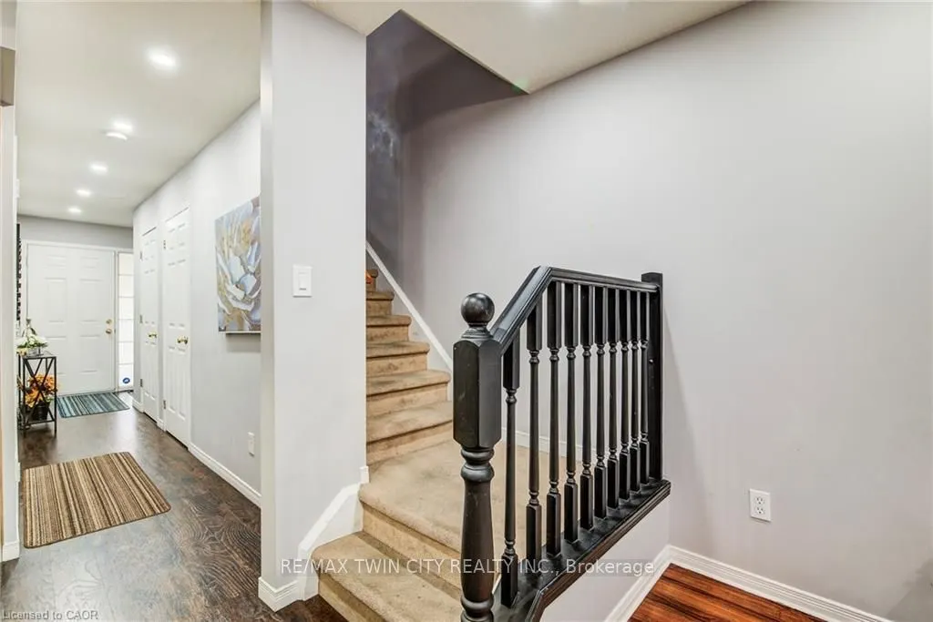 120 Dudhope Avenue #20