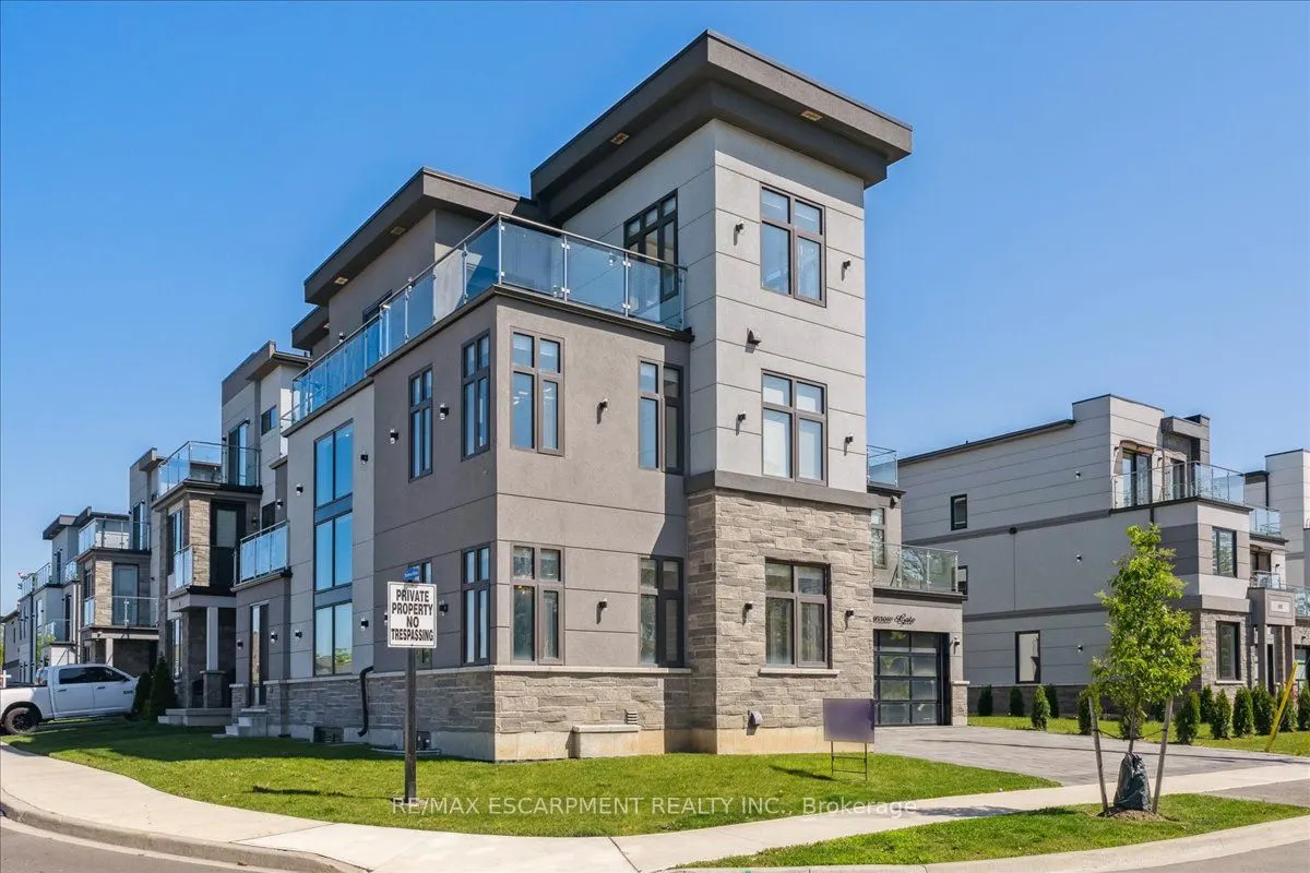 4 Sunrow Gate