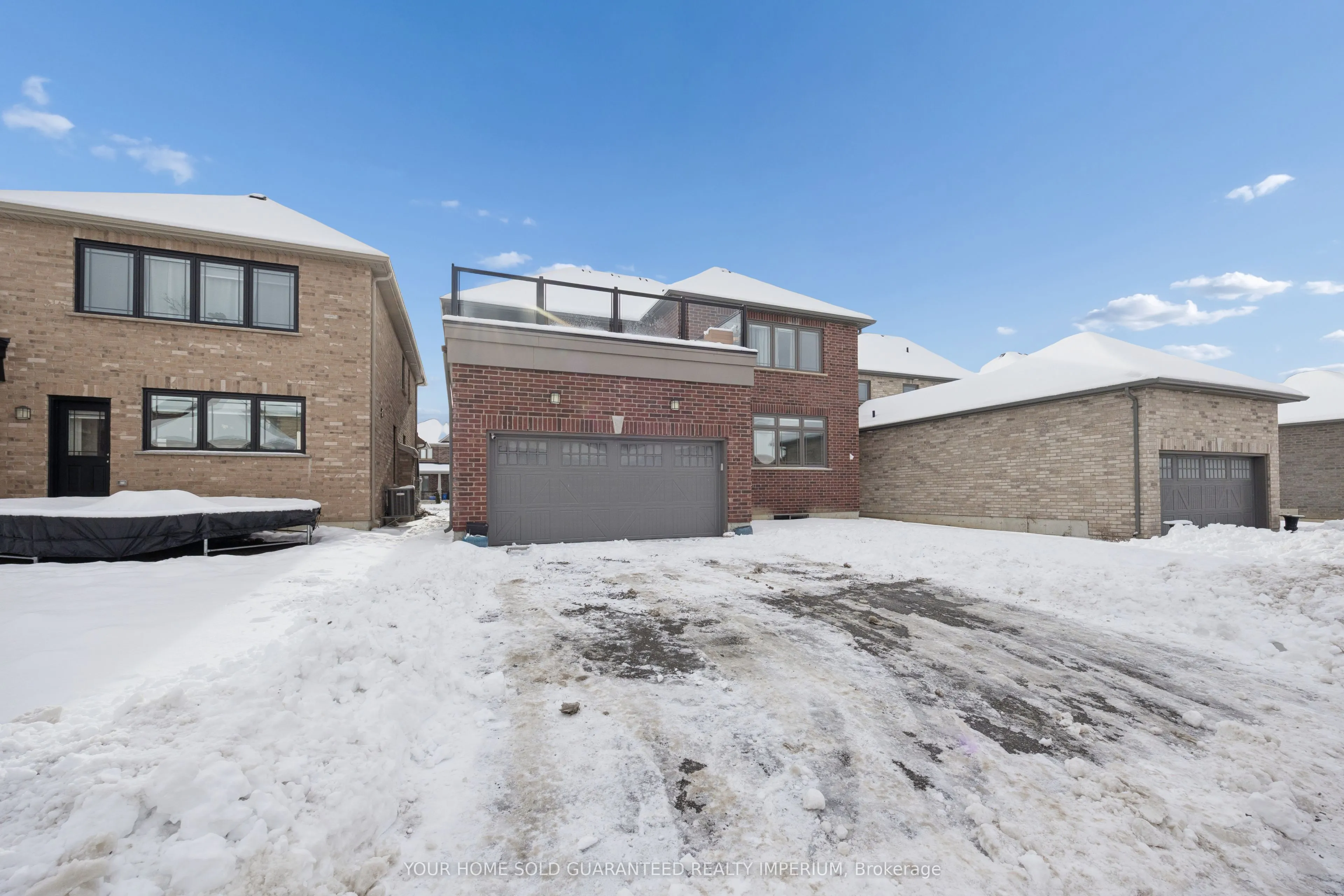 202 Strachan Street