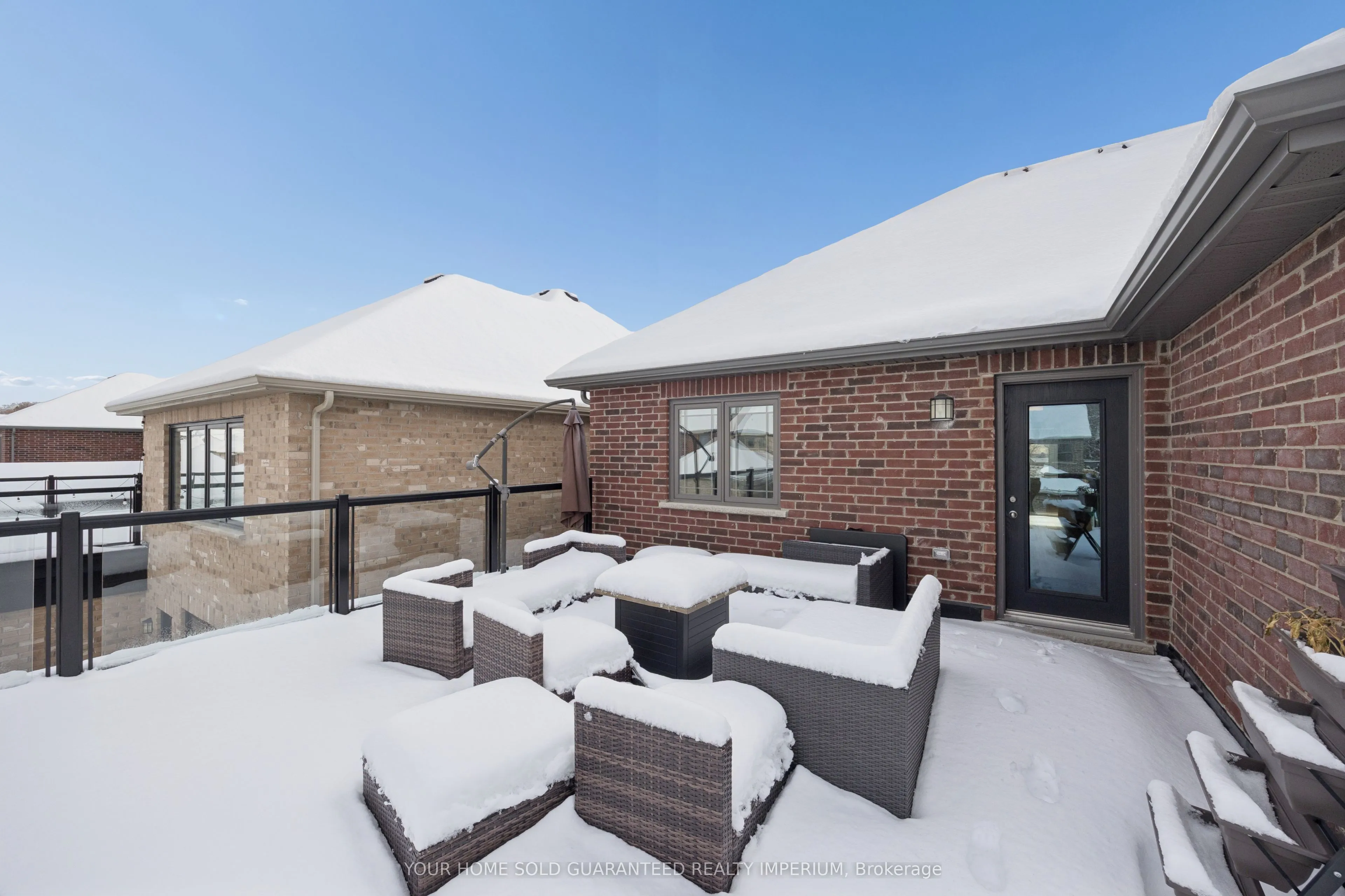 202 Strachan Street