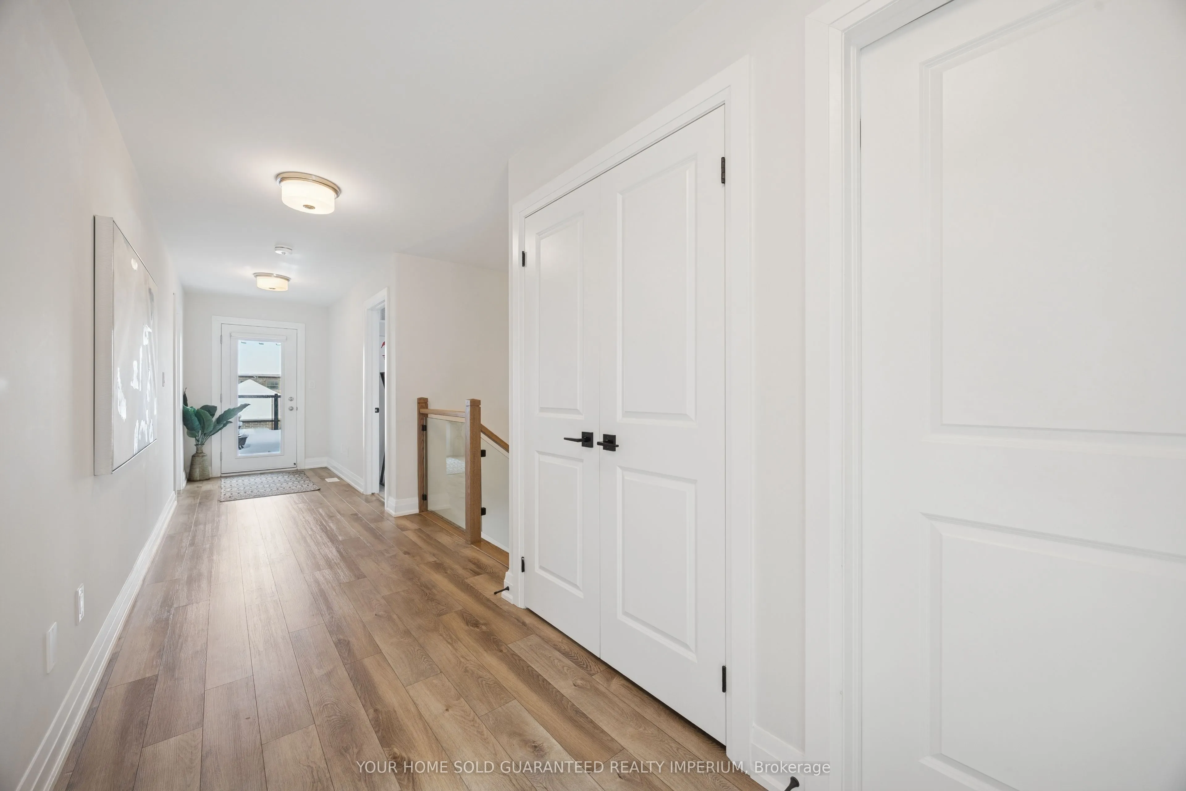 202 Strachan Street