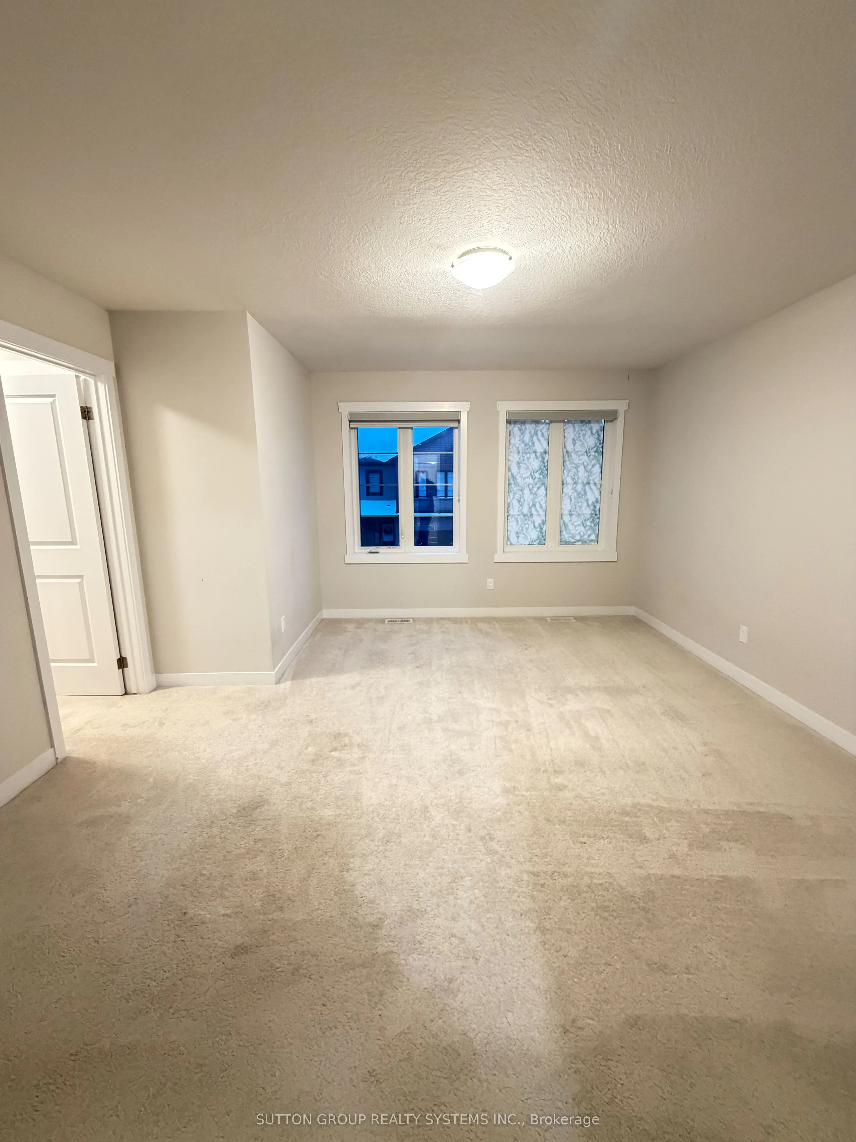 160 Stanley Street #4