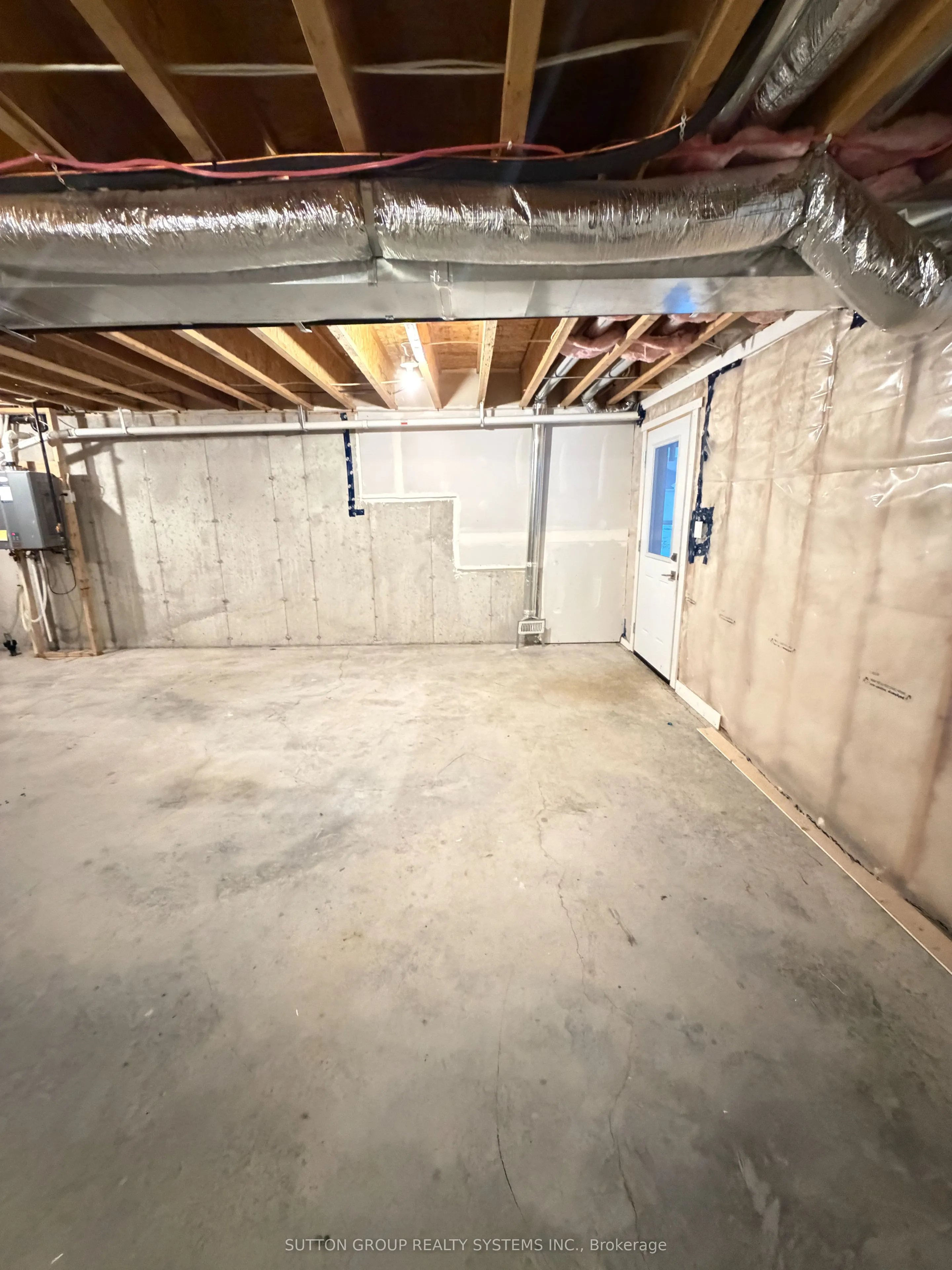 160 Stanley Street #4