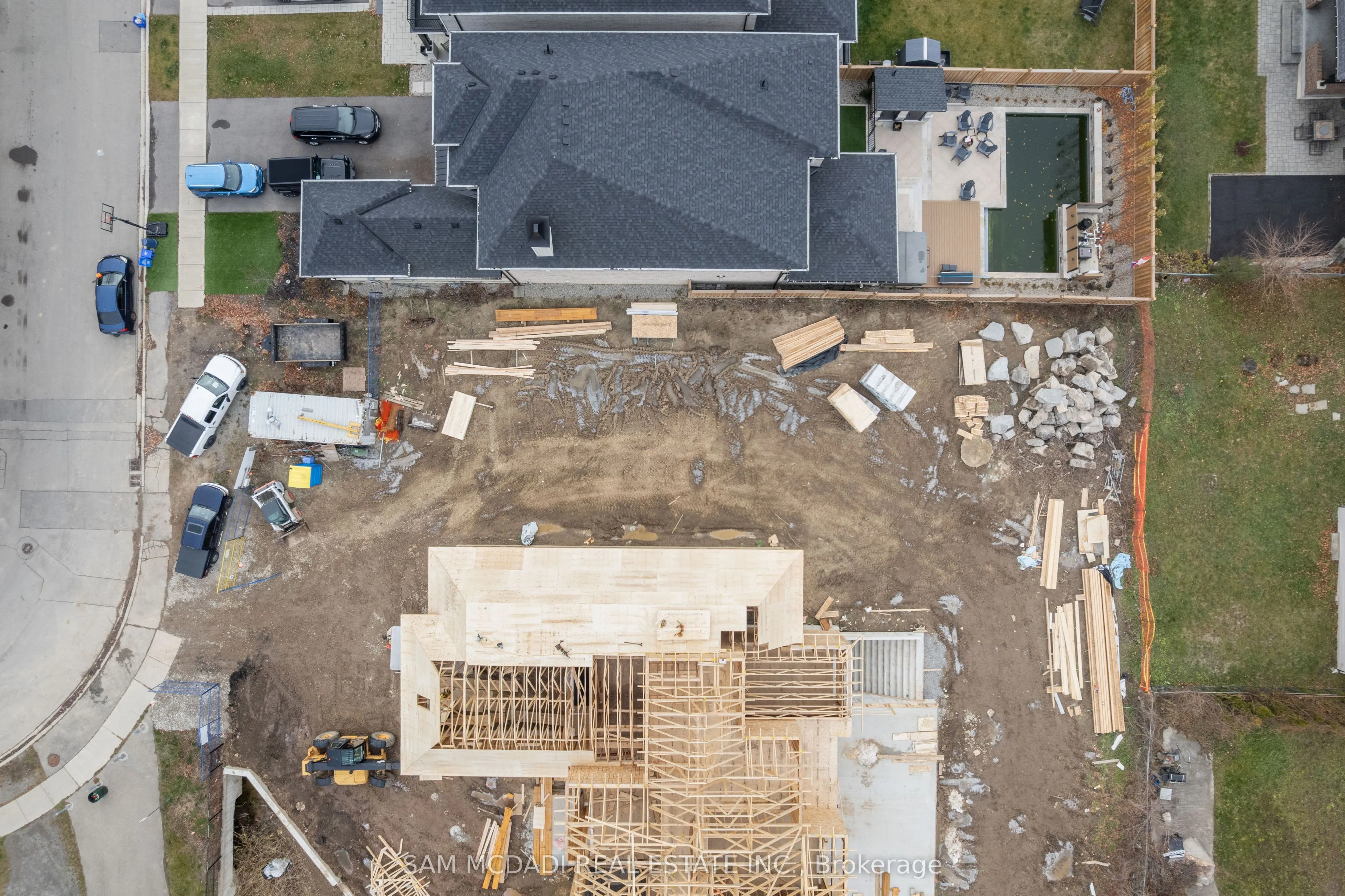 451 MONTREAL Circle
