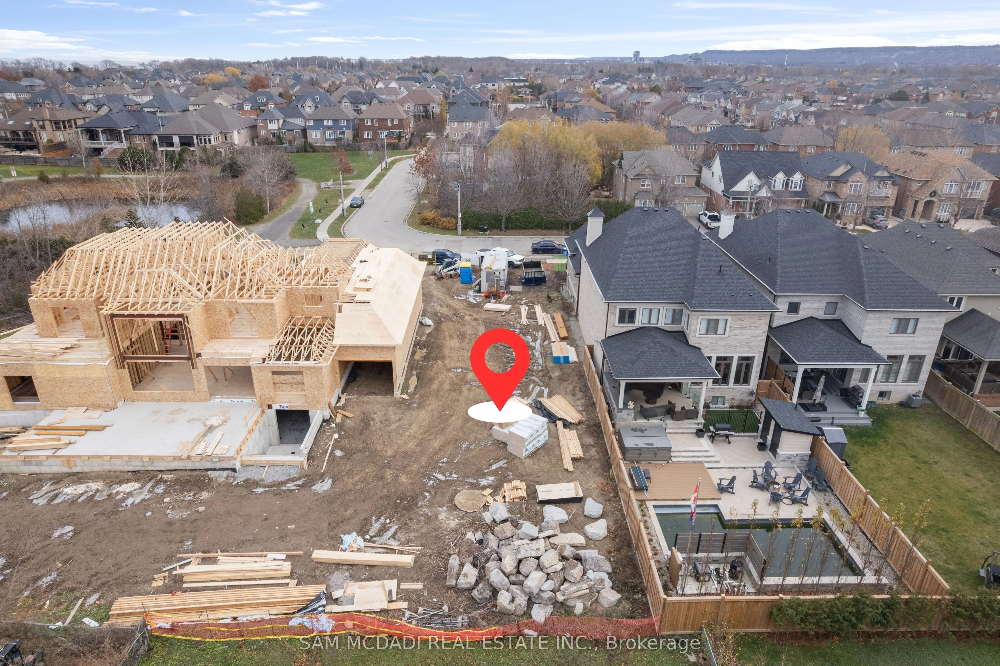 451 MONTREAL Circle