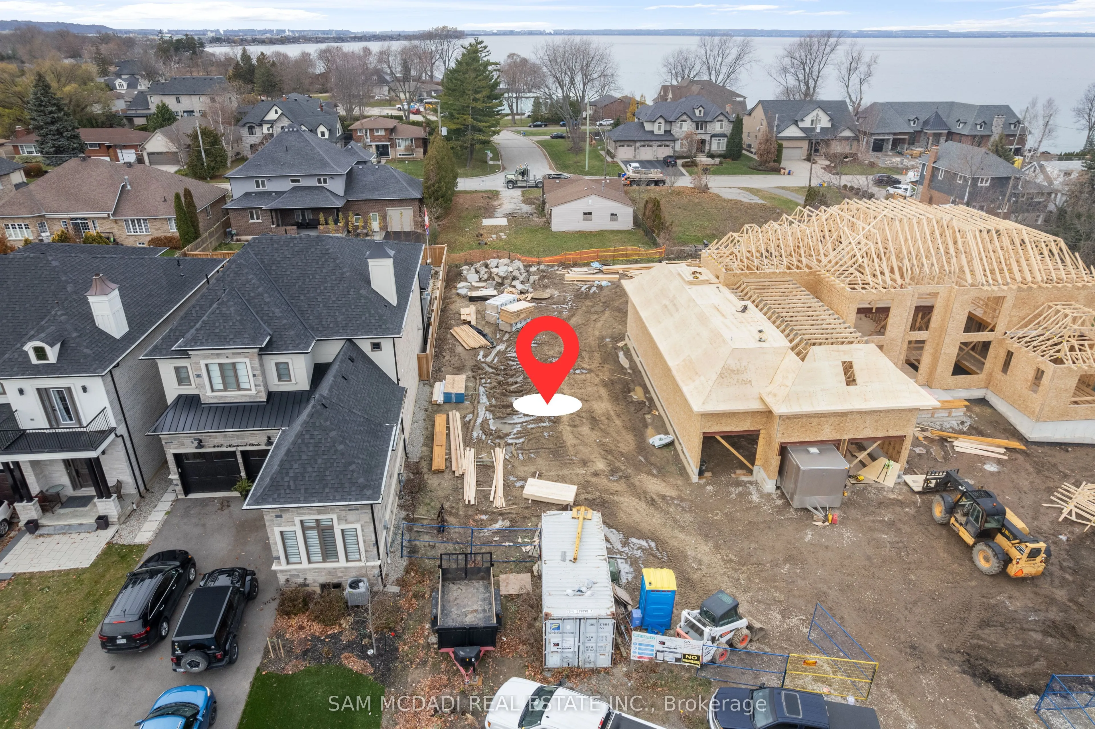 451 MONTREAL Circle