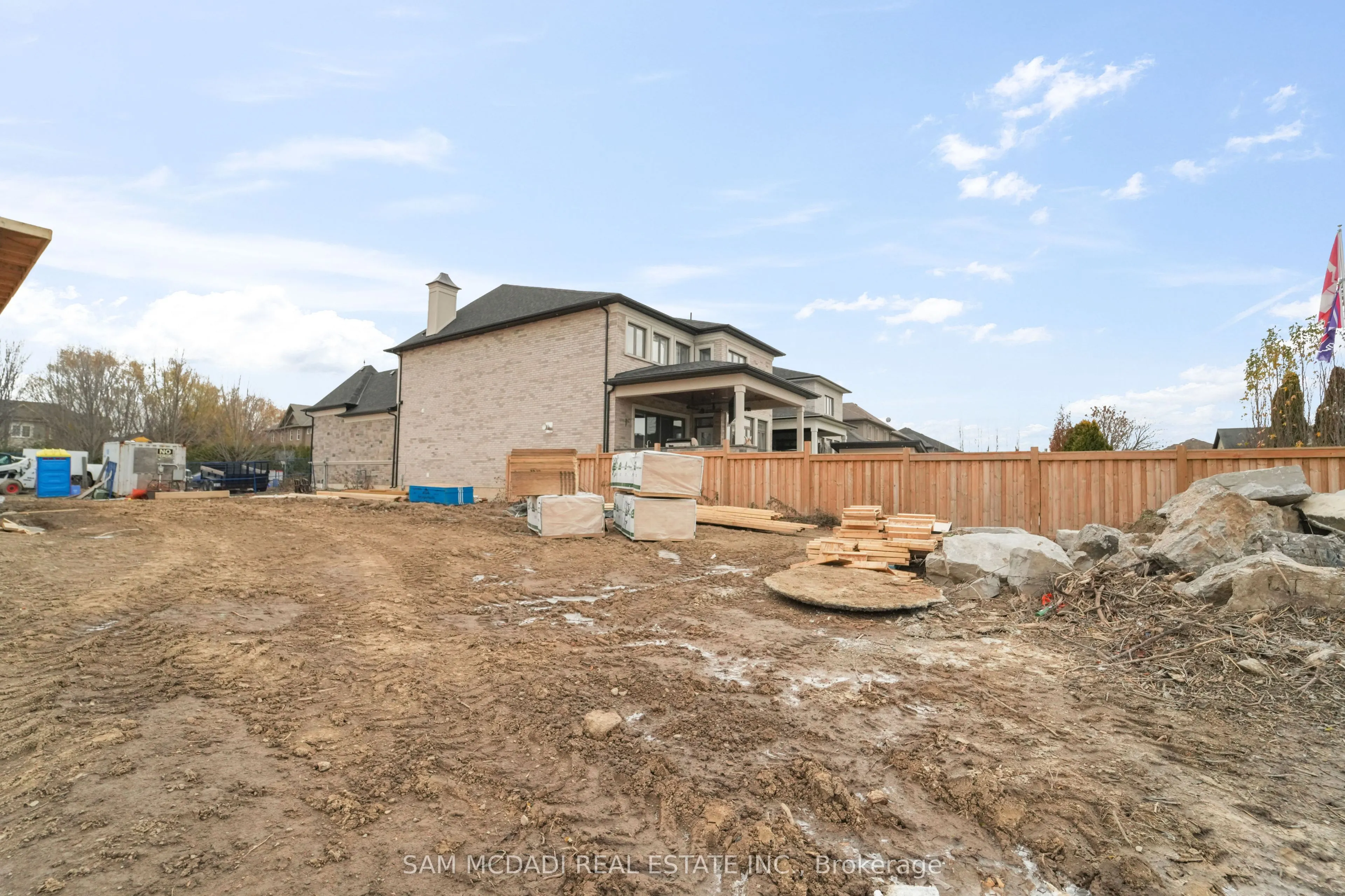 451 MONTREAL Circle