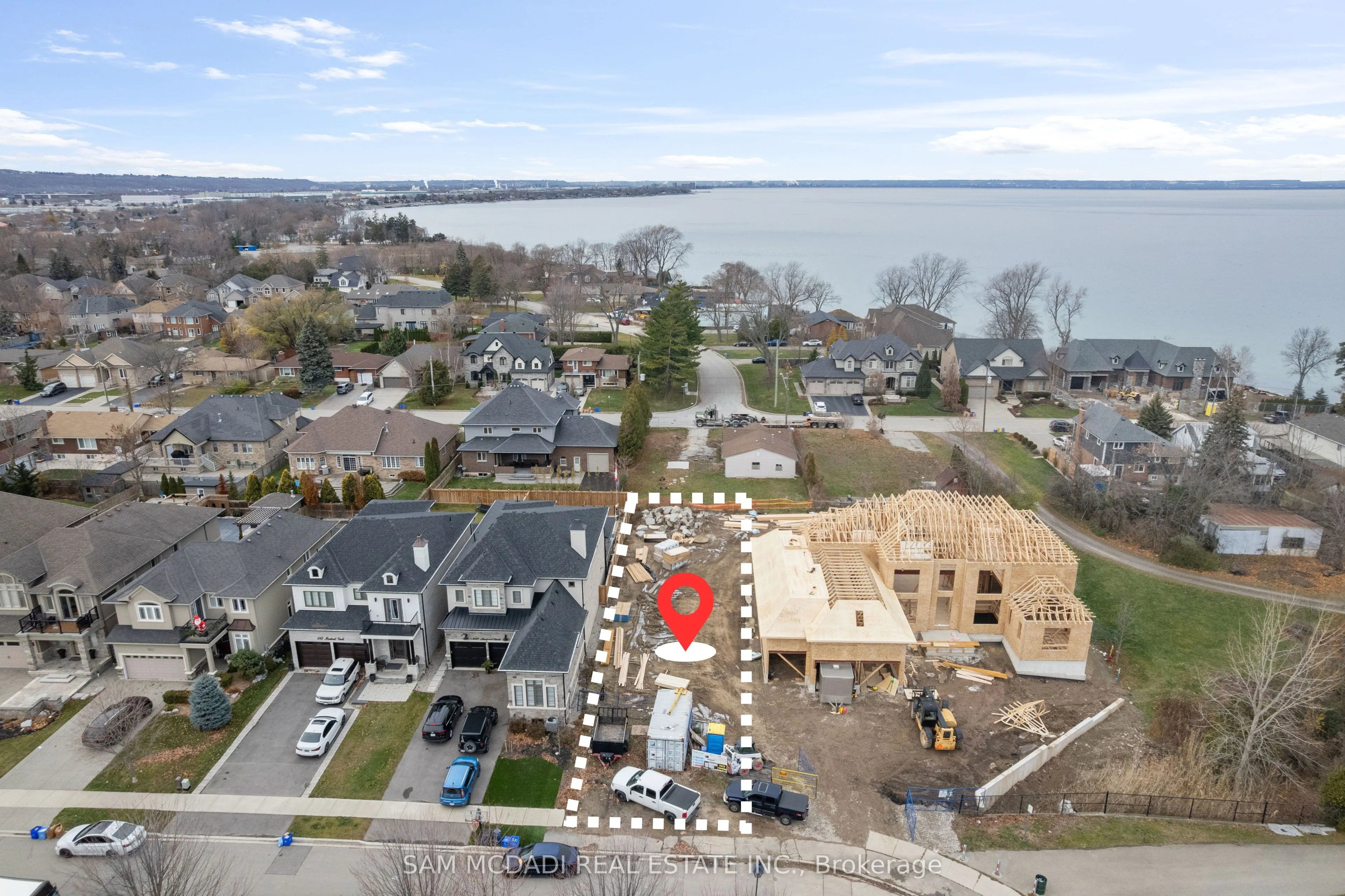 451 MONTREAL Circle