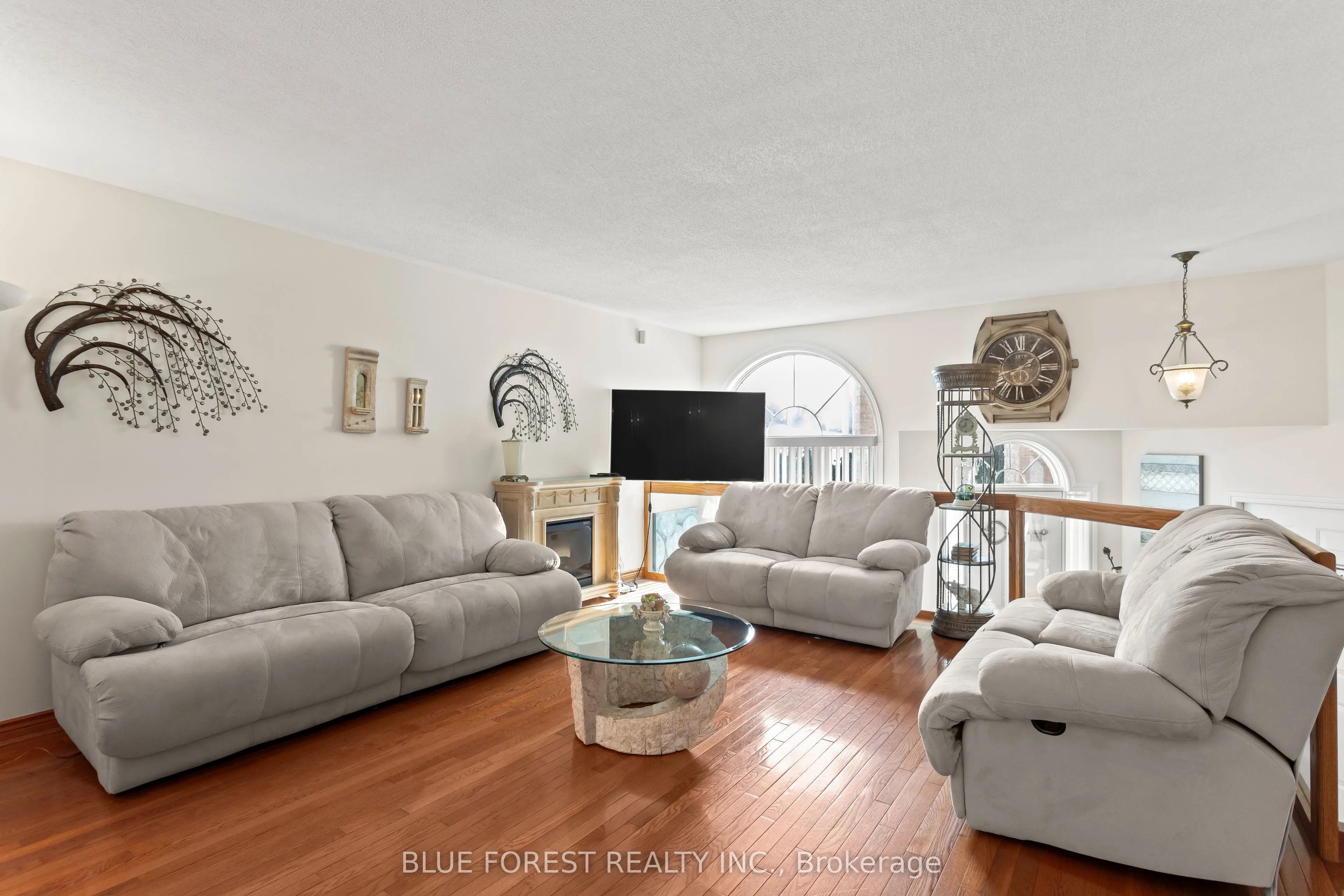 632 Thornwood Drive