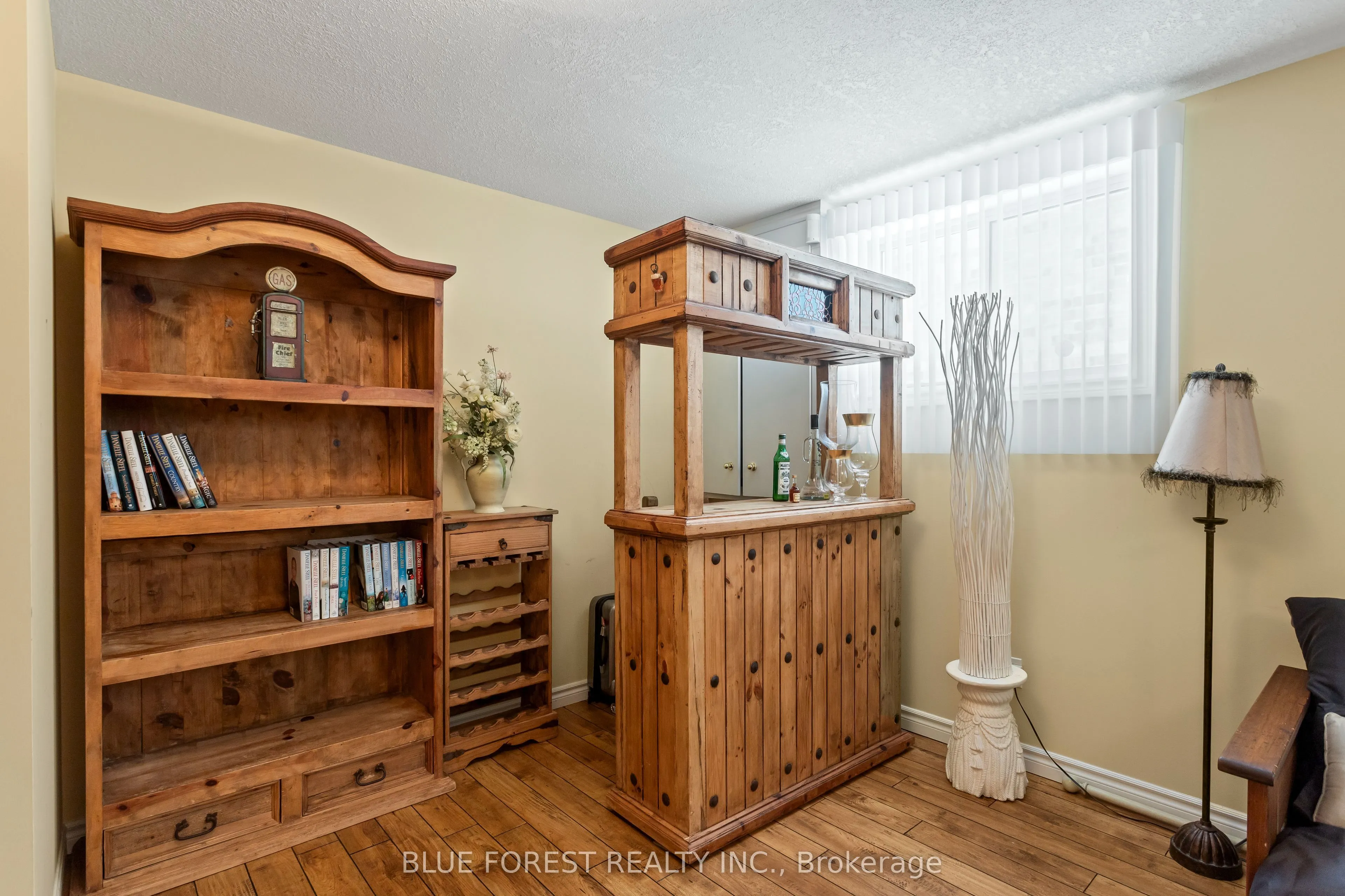 632 Thornwood Drive