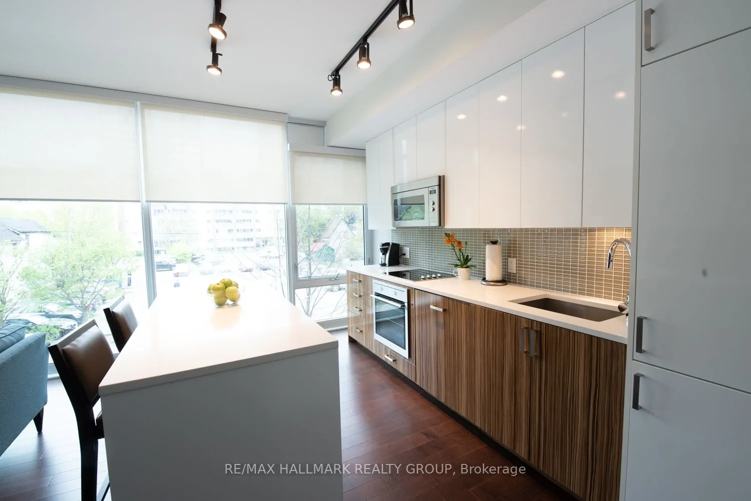 300 Lisgar Street #201